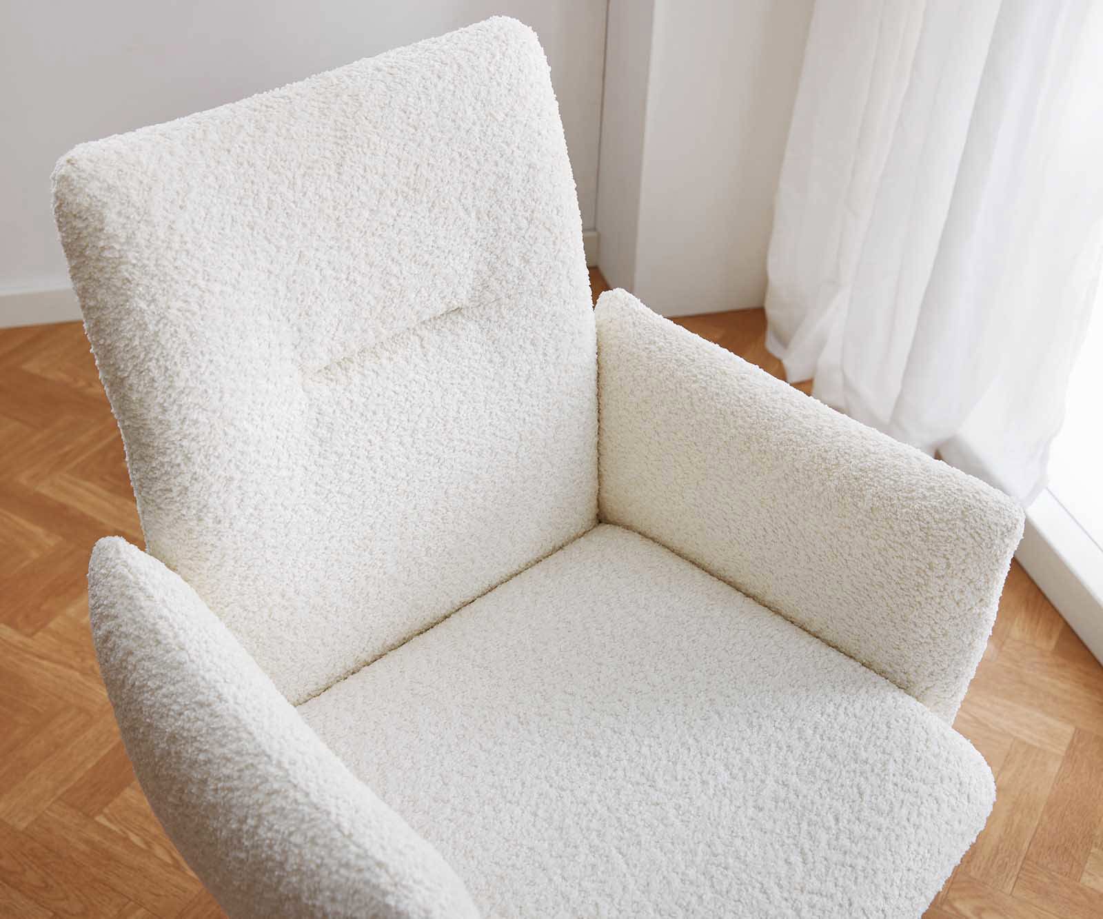 Chaise-pivotante Jova-Flex avec accoudoirs bouclé blanc pied en bois angulaire naturel pivotement sur 180° ressorts ensachés 3 Chaise-pivotante Jova-Flex avec accoudoirs bouclé blanc pied en bois angulaire naturel pivotement sur 180° ressorts ensachés 3