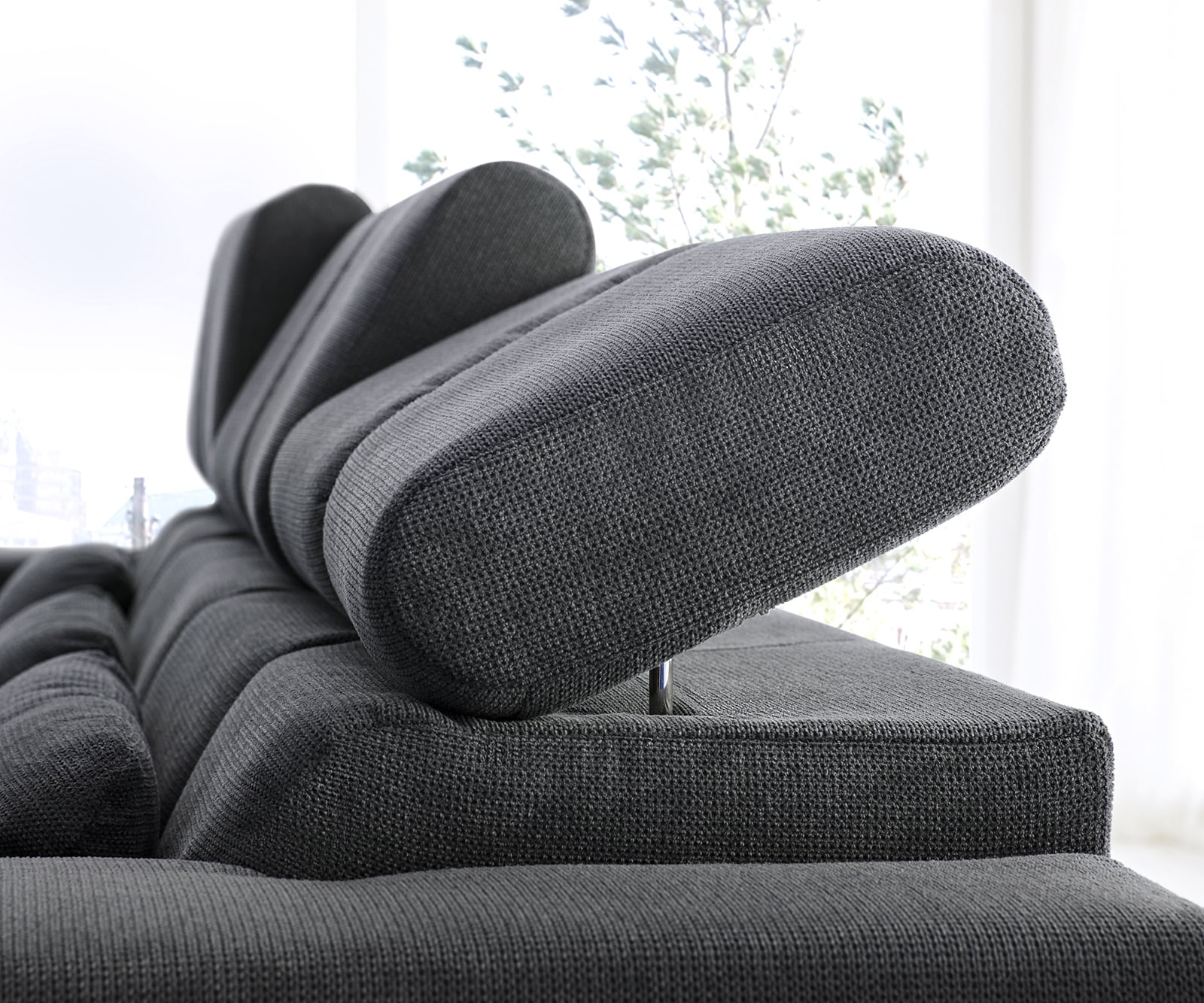 Canapé-d'angle Ordino 285x200 microfibre noir ottomane gauche réglage électrique de la profondeur d'assise 6 Canapé-d'angle Ordino 285x200 microfibre noir ottomane gauche réglage électrique de la profondeur d'assise 6