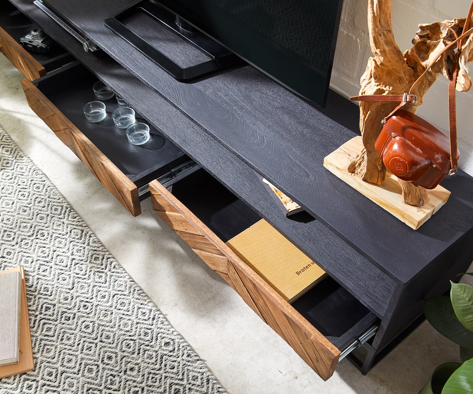 Meuble-TV Famke 200 cm mangue teck 2 compartiments 3 tiroirs 4