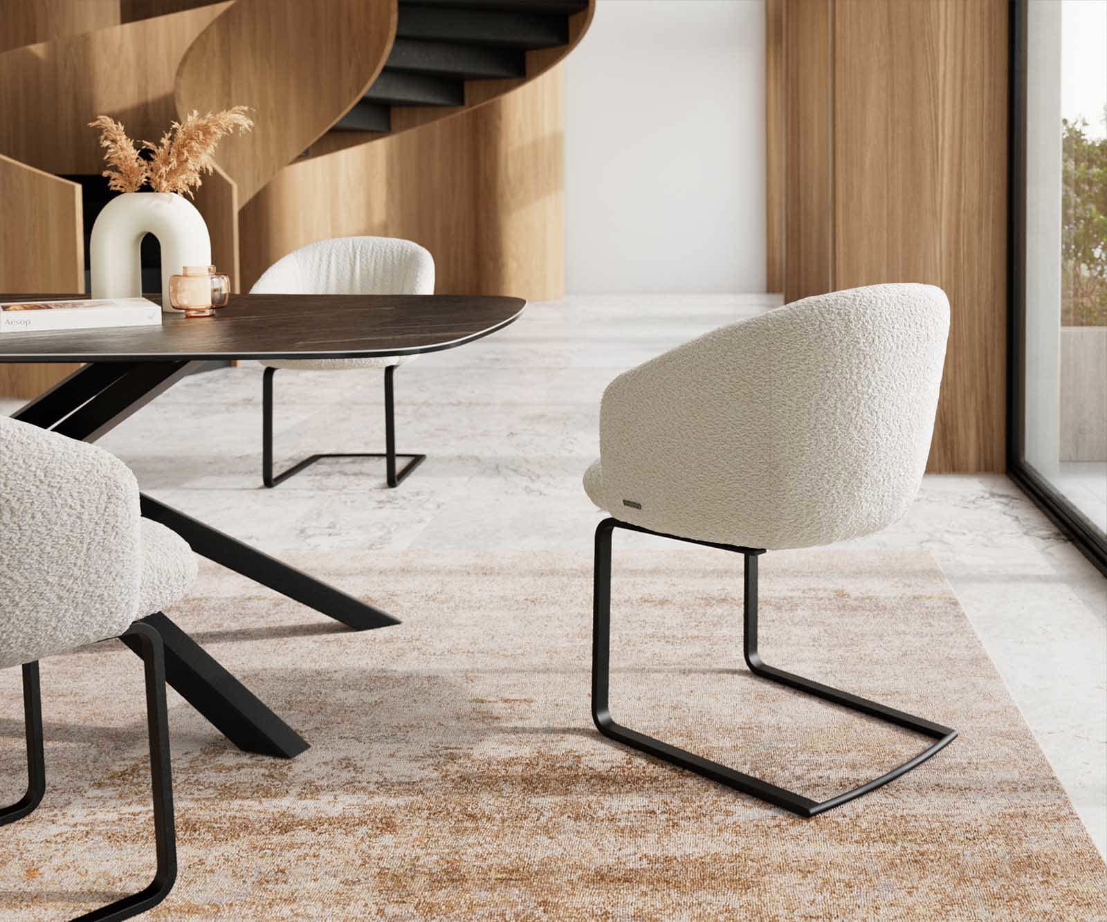 Cantilever Caja-Flex avec accoudoirs bouclé blanc pied cantilever plat noir ressorts ensachés 4 Cantilever Caja-Flex avec accoudoirs bouclé blanc pied cantilever plat noir ressorts ensachés 4