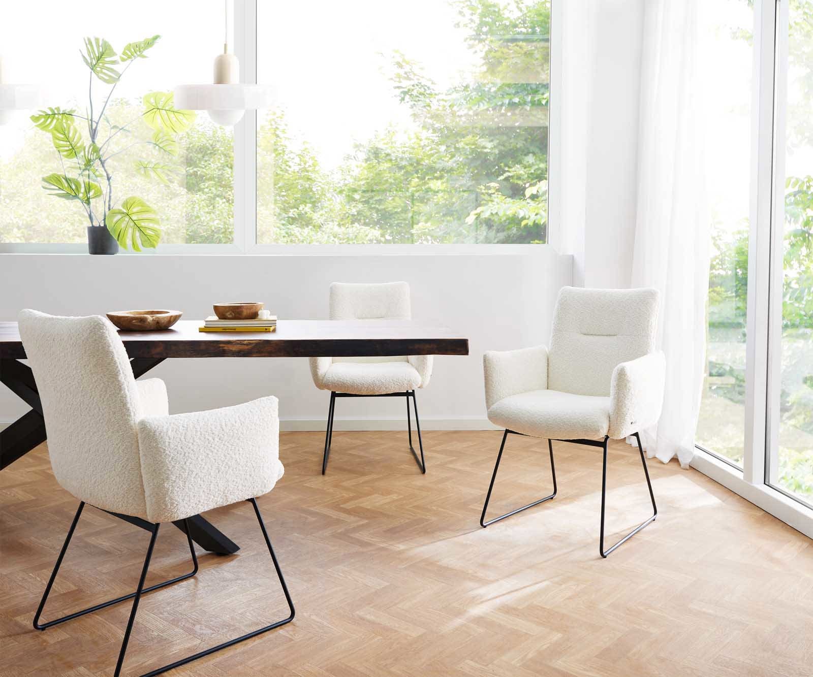 Chaise-de-salle-à-manger Jova-Flex avec accoudoirs bouclé blanc pied trapèze noir ressorts ensachés 5 Chaise-de-salle-à-manger Jova-Flex avec accoudoirs bouclé blanc pied trapèze noir ressorts ensachés 5