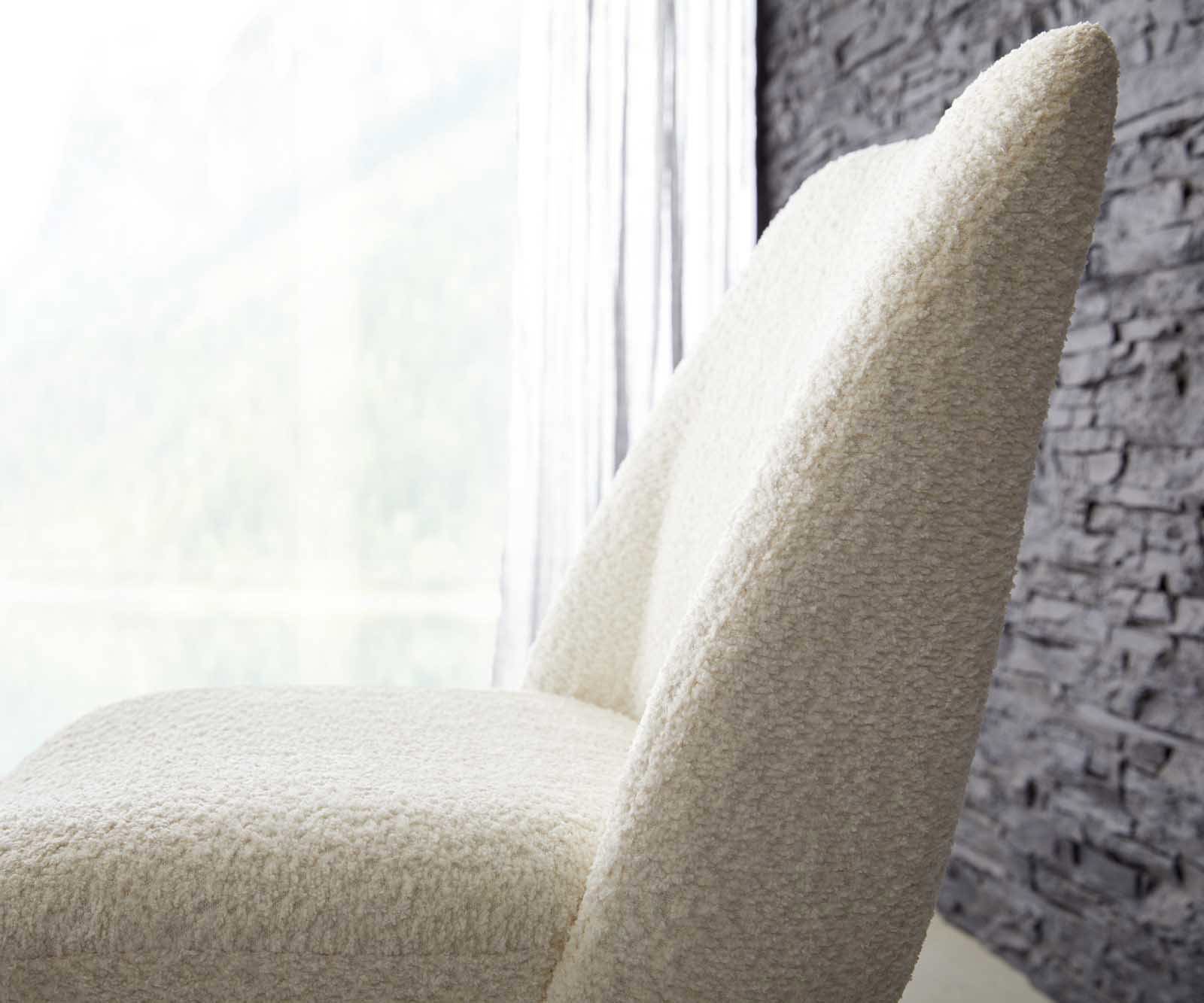 Chaise-de-salle-à-manger Elso-Flex bouclé blanc 4 pieds coniques noir ressorts ensachés 4