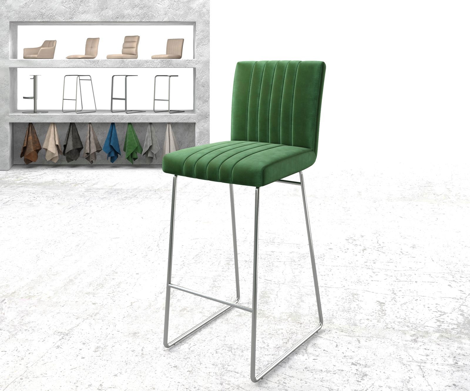 Chaise-de-bar Luiga-Flex velours vert cadre de patins acier inoxydable