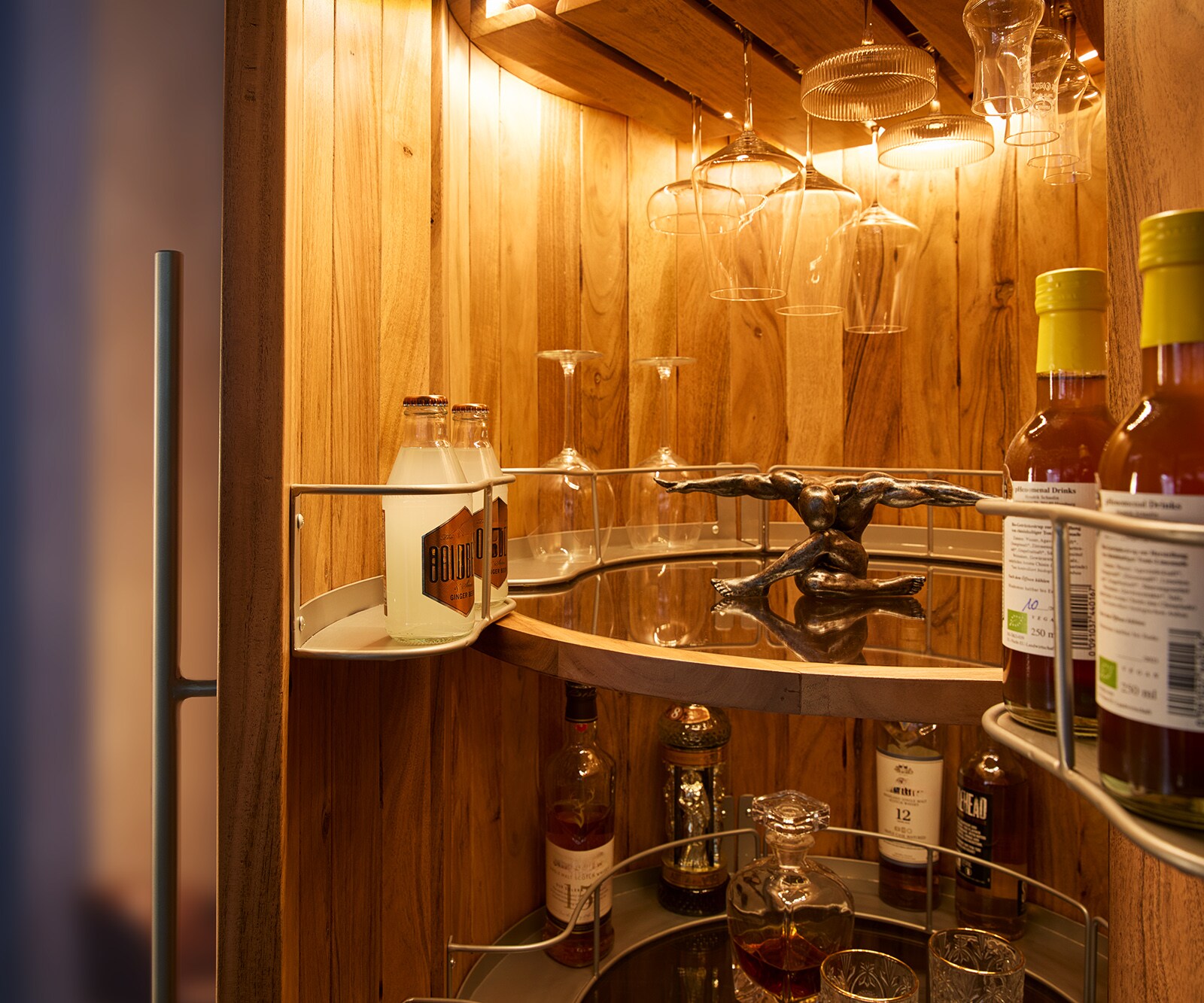 Armoire-bar Tulsa 80x190 cm acacia naturel éclairage LED armoire à vin 5