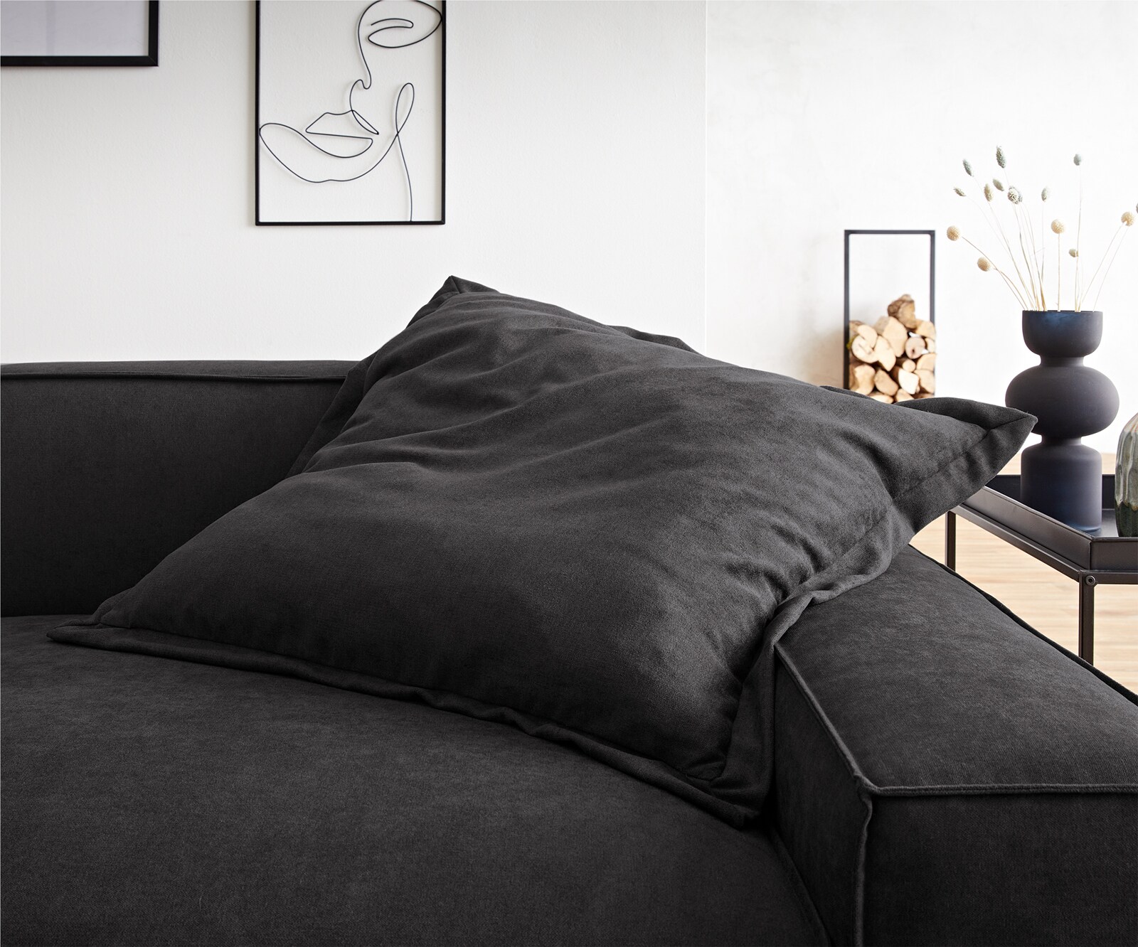 Coussin-à-lancer Sirpio 70x70 microfibre noir 1