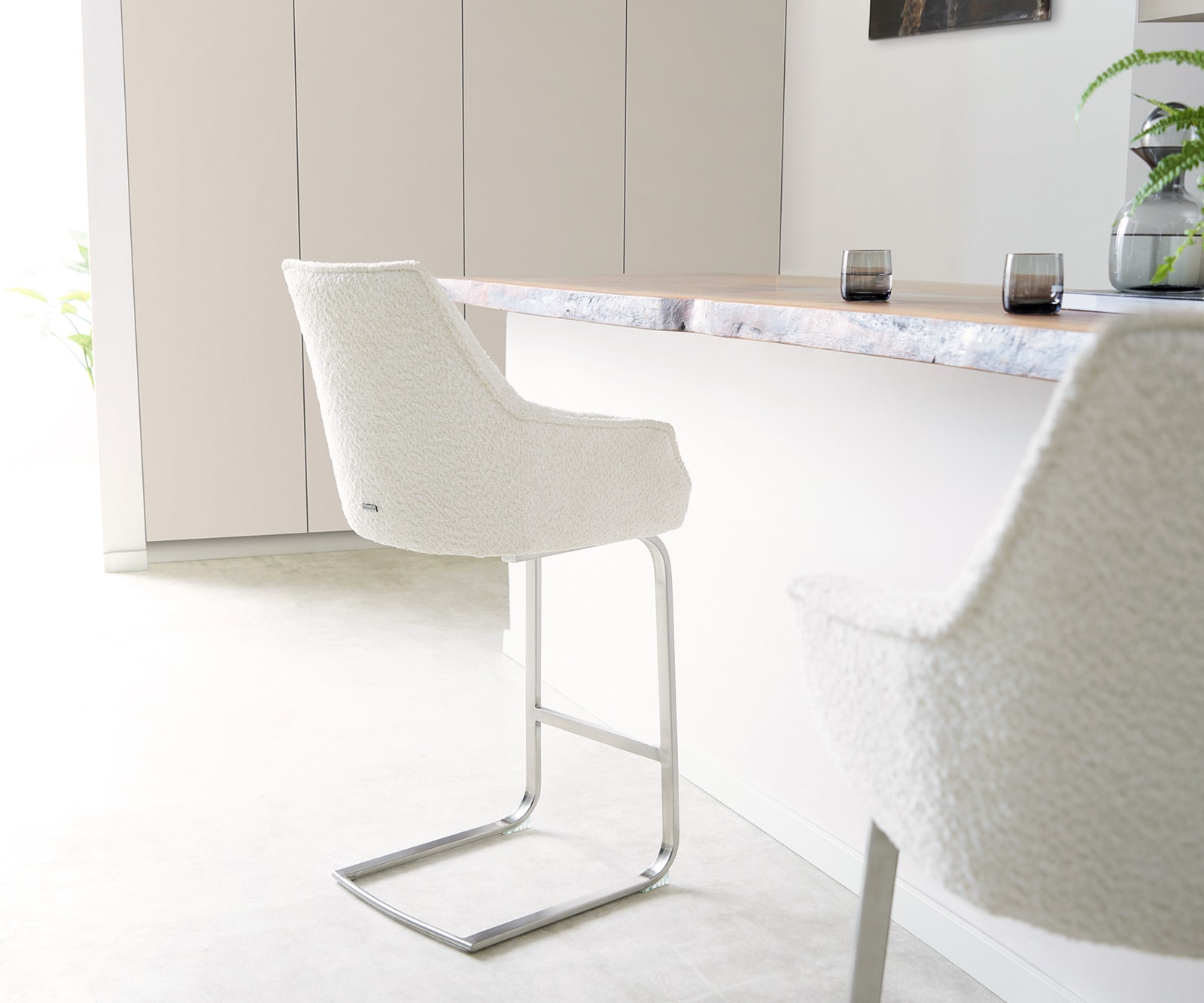 Chaise-de-bar Alja-Flex Bouclé Blanc cadre luge plat Acier inoxydable Ressorts ensachés 3