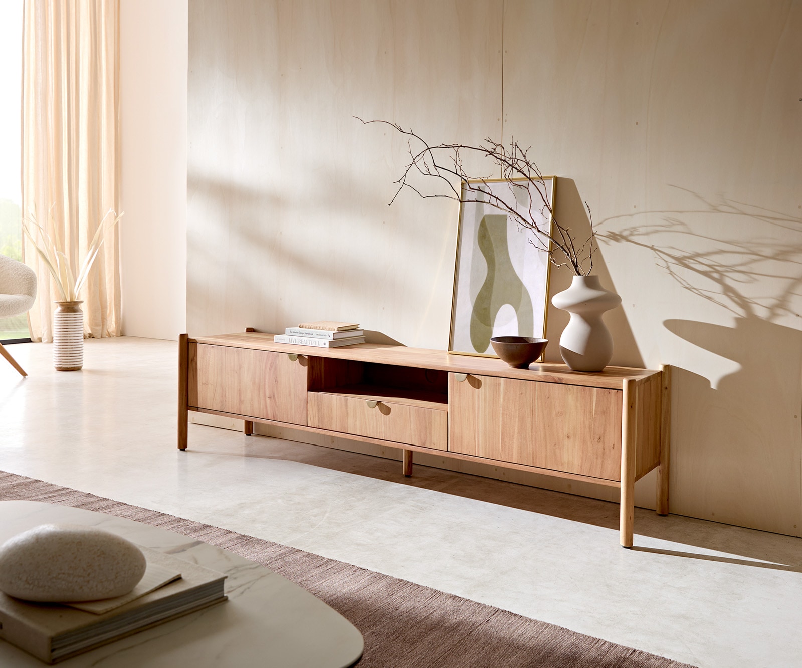 Meuble-TV Caius 175 cm acacia Aura 2 portes 1 tiroir 1 compartiment Meuble-TV Caius 175 cm acacia Aura 2 portes 1 tiroir 1 compartiment