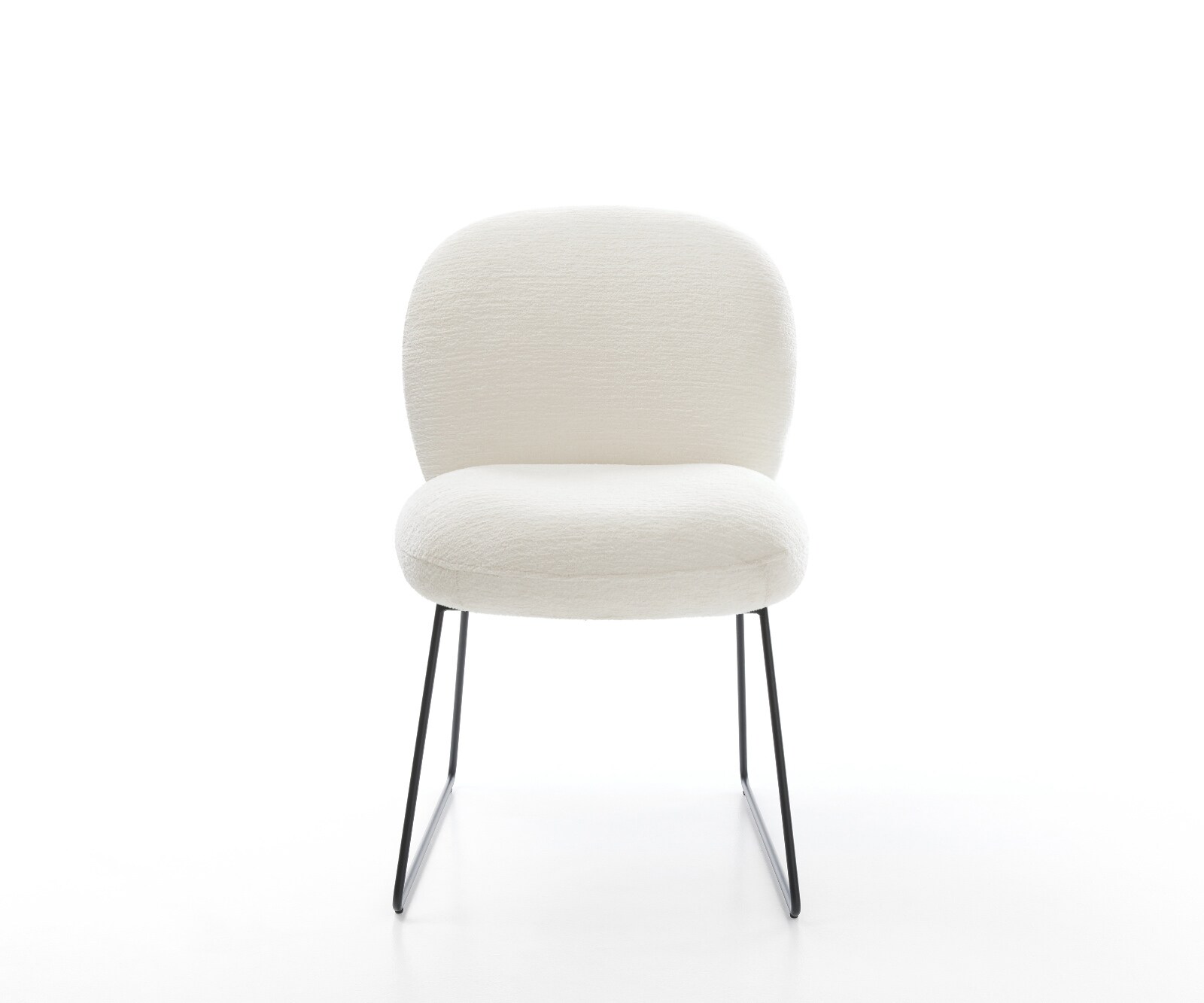 Chaise-de-salle-à-manger Nube-Flex bouclé doux beige pied trapèze noir resorts ensachés 2