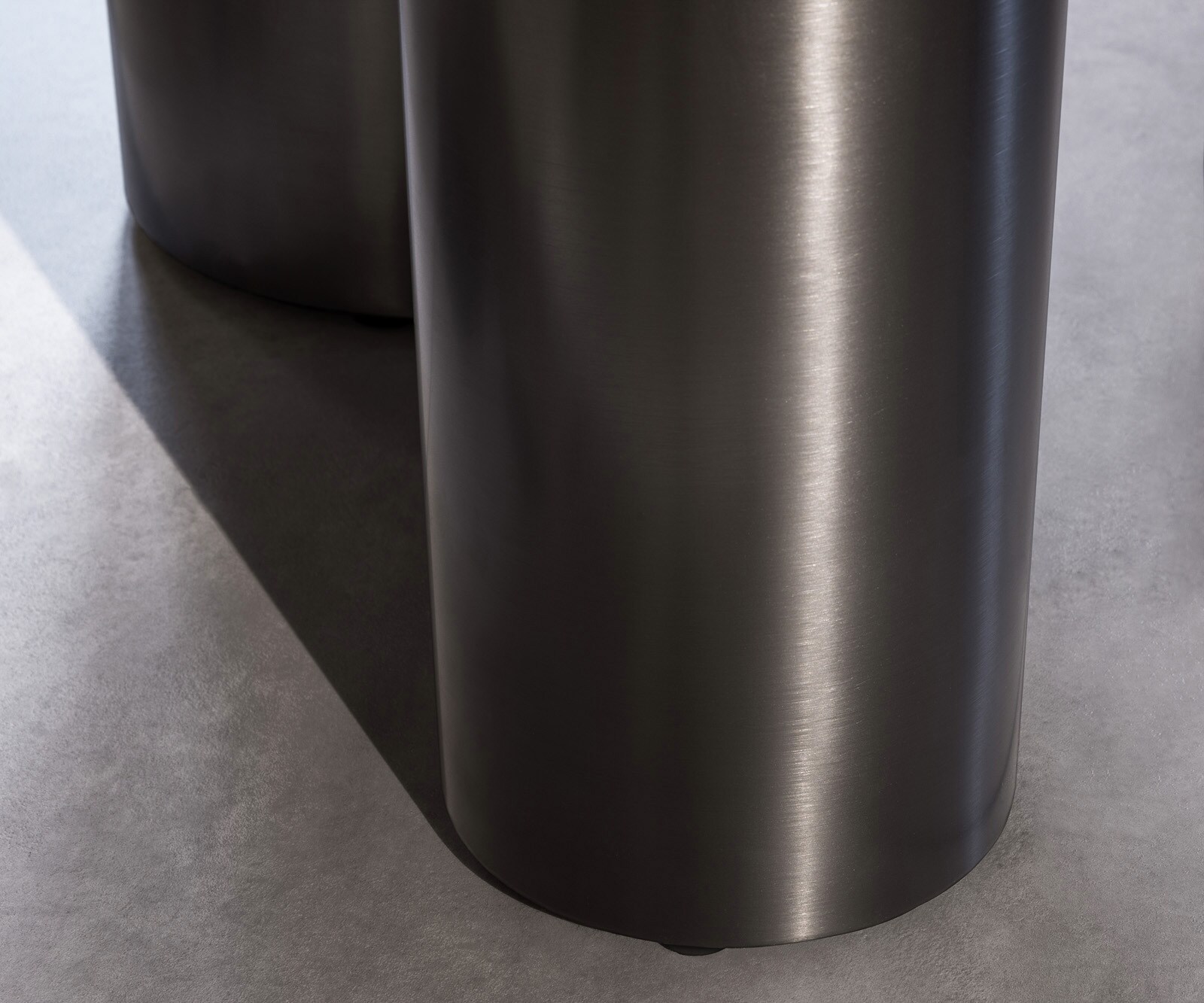 Table à manger Edge 300x100 Céramique Calacatta Luxe Blanc-Doré-Gris Pilier Acier inoxydable Graphite 5