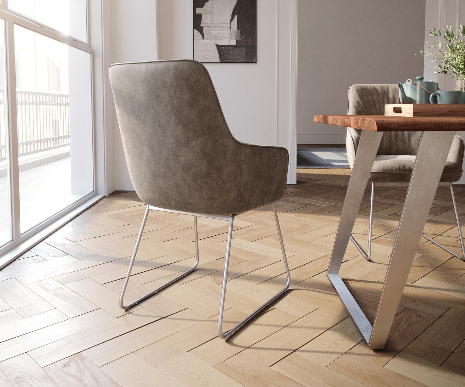Chaise-de-salle-à-manger Zelia-Flex avec accoudoirs microvelours taupe vintage pied trapèze acier inoxydable brossé ressorts ensachés 4