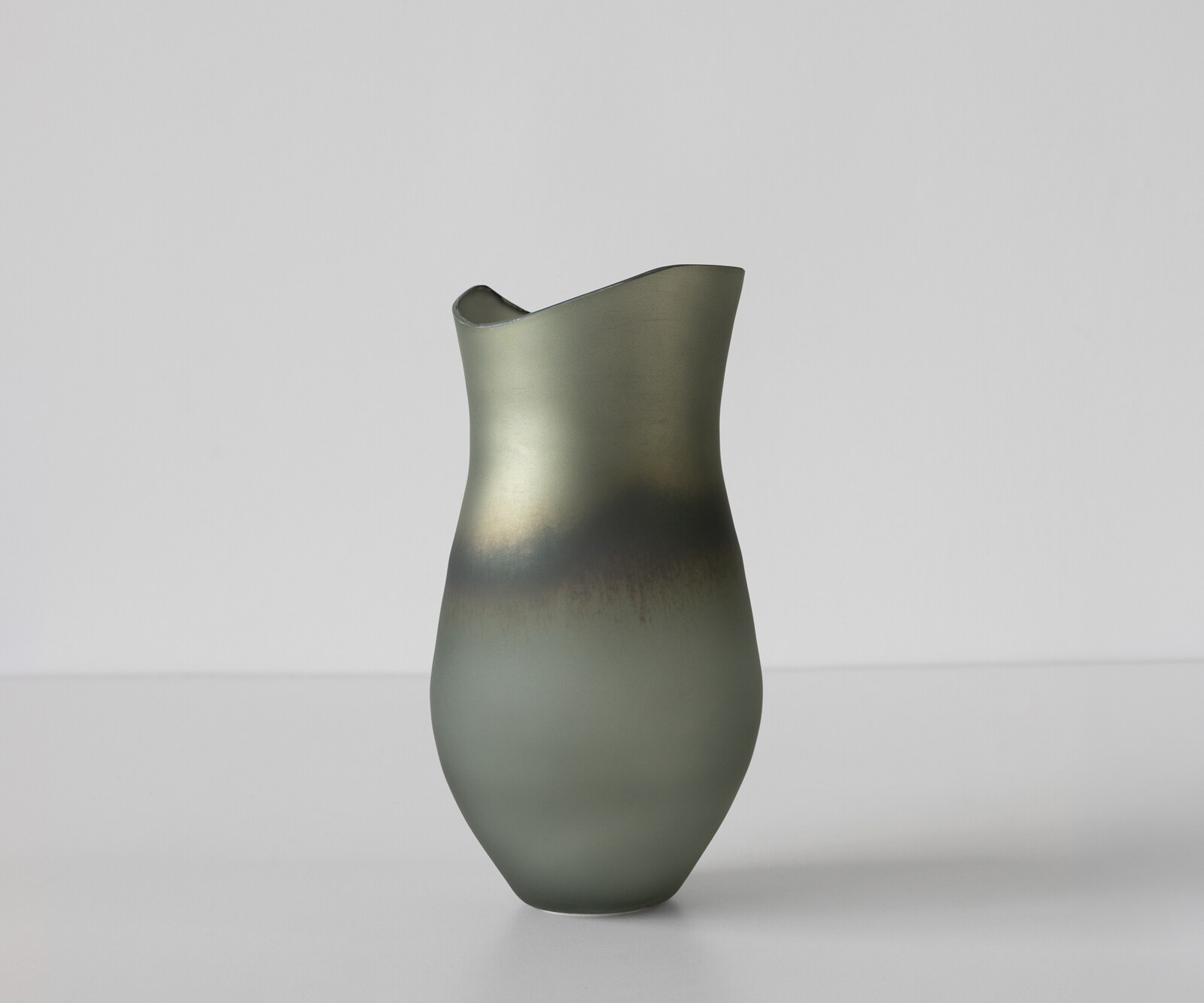 Vase Sinuo l16 x P16 x H30 cm Verre Aurora Soufflé à la bouche 1