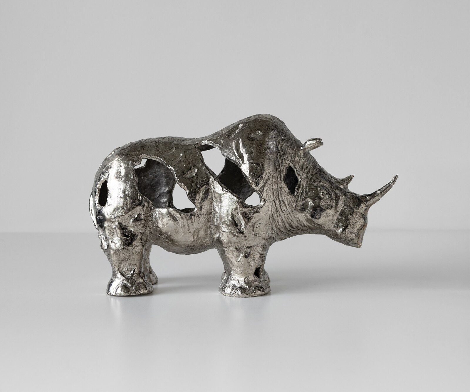 Figurine Rinoro l53 x P19 x H30 cm Aluminium Platin Faite main 4