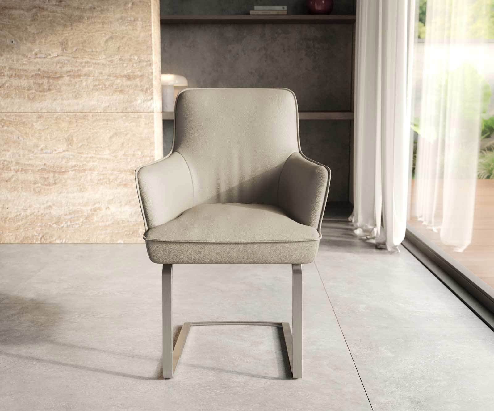 Cantilever Heira-Flex avec accoudoirs cuir de vache couleur boue pied cantilever plat acier inoxydable brossé ressorts ensachés 1 Cantilever Heira-Flex avec accoudoirs cuir de vache couleur boue pied cantilever plat acier inoxydable brossé ressorts ensachés 1