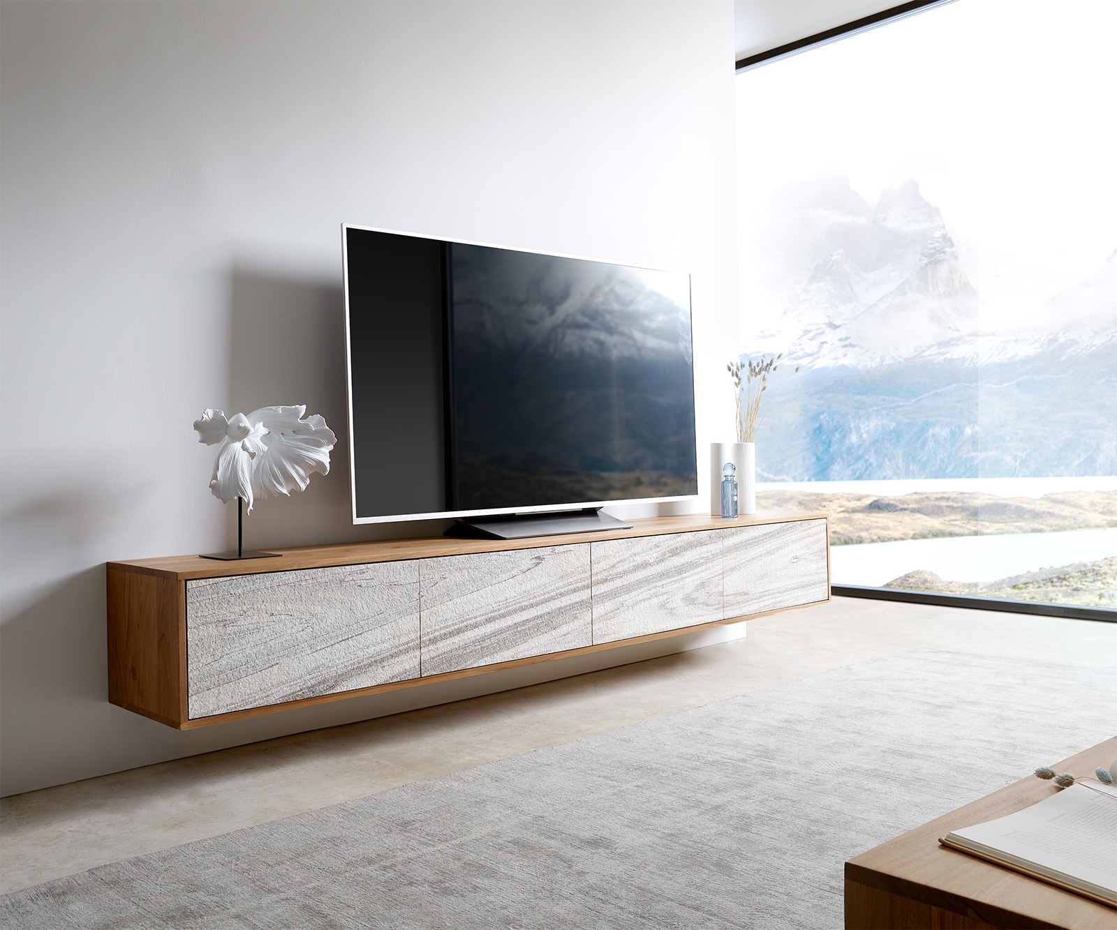 Meuble-TV Kleo 220 cm acacia nature 4 portes flottantes Meuble-TV Kleo 220 cm acacia nature 4 portes flottantes