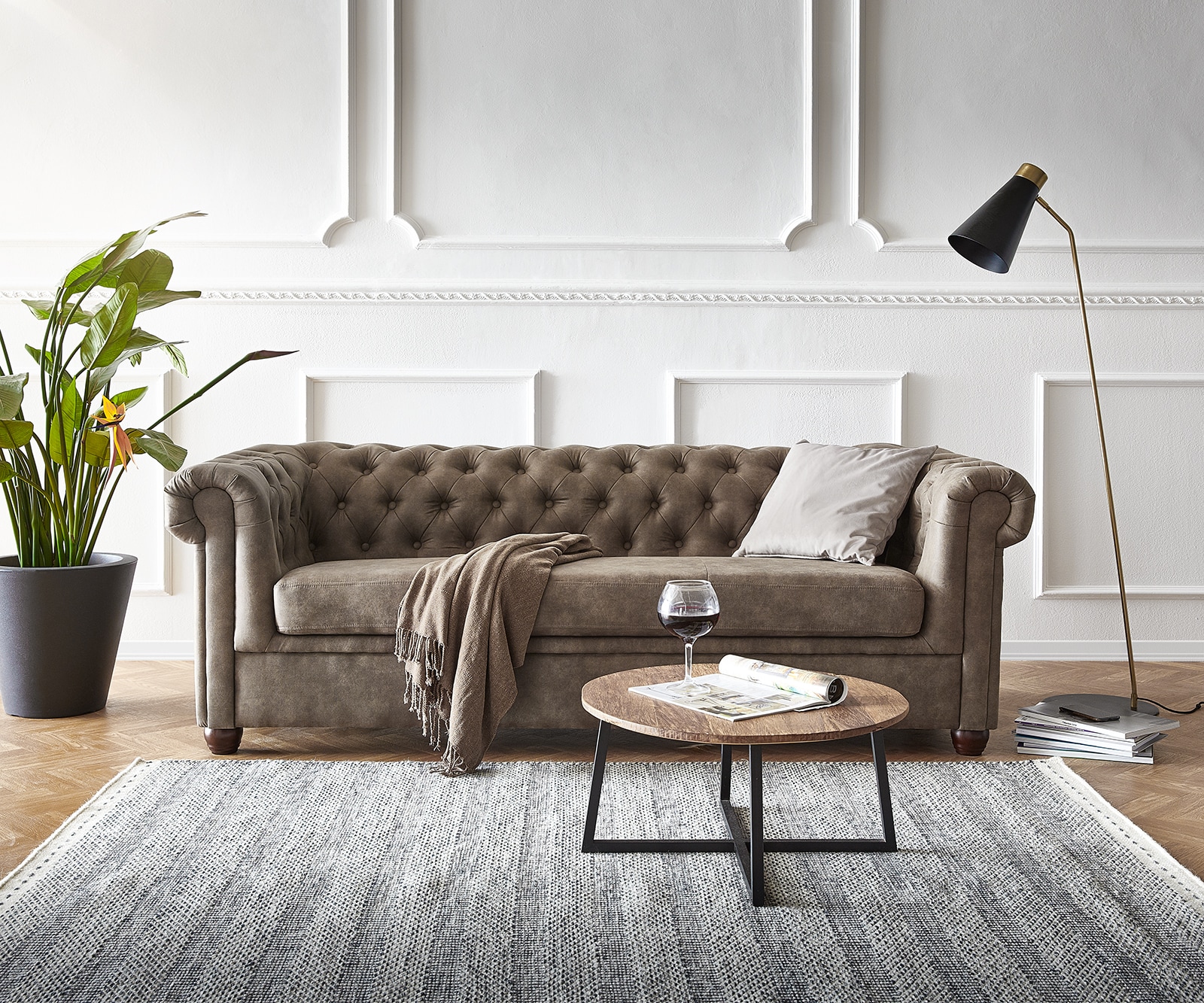 Canapé Chesterfield 3 places 200x88 cm canapé vintage taupe 1 Canapé Chesterfield 3 places 200x88 cm canapé vintage taupe 1