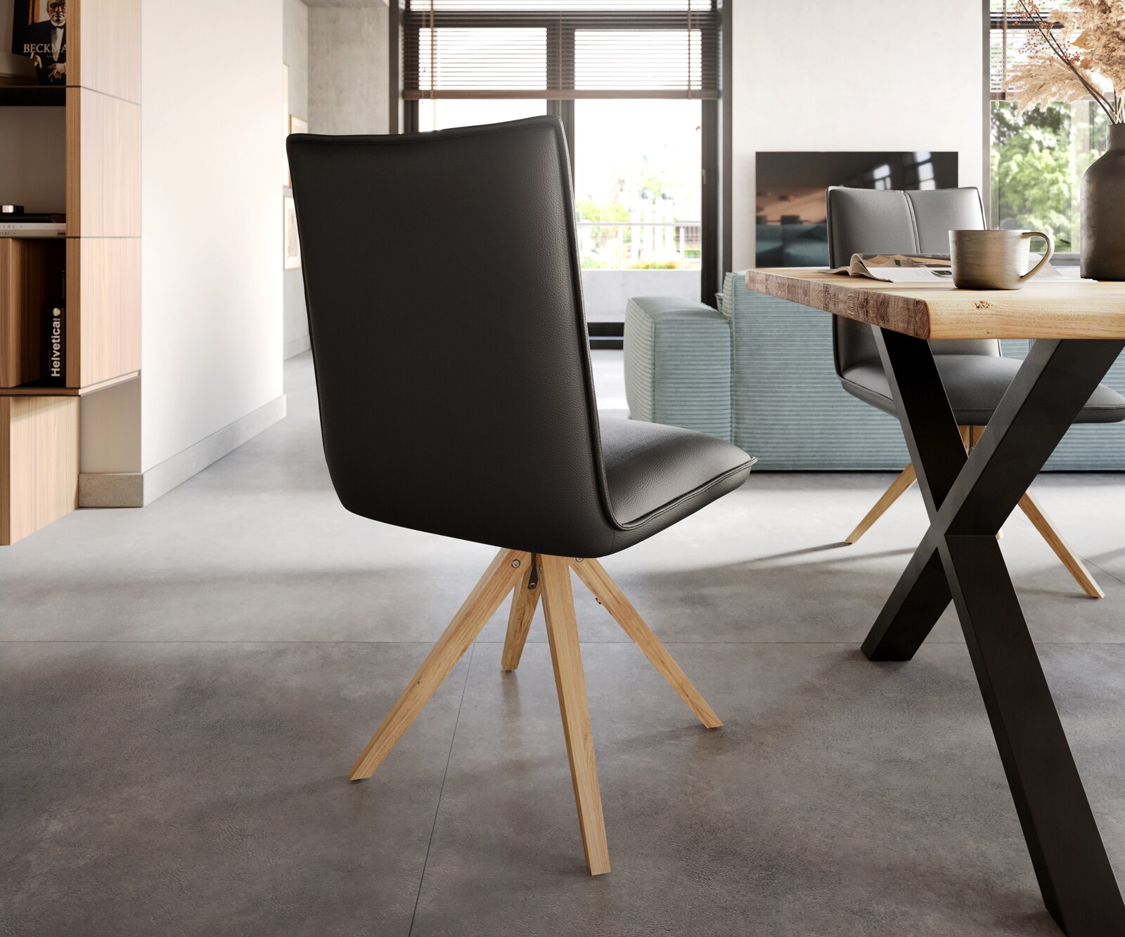 Chaise-de-salle-à-manger Lelio-Flex cuir de vache noir pied en bois angulaire naturel ressorts ensachés 5