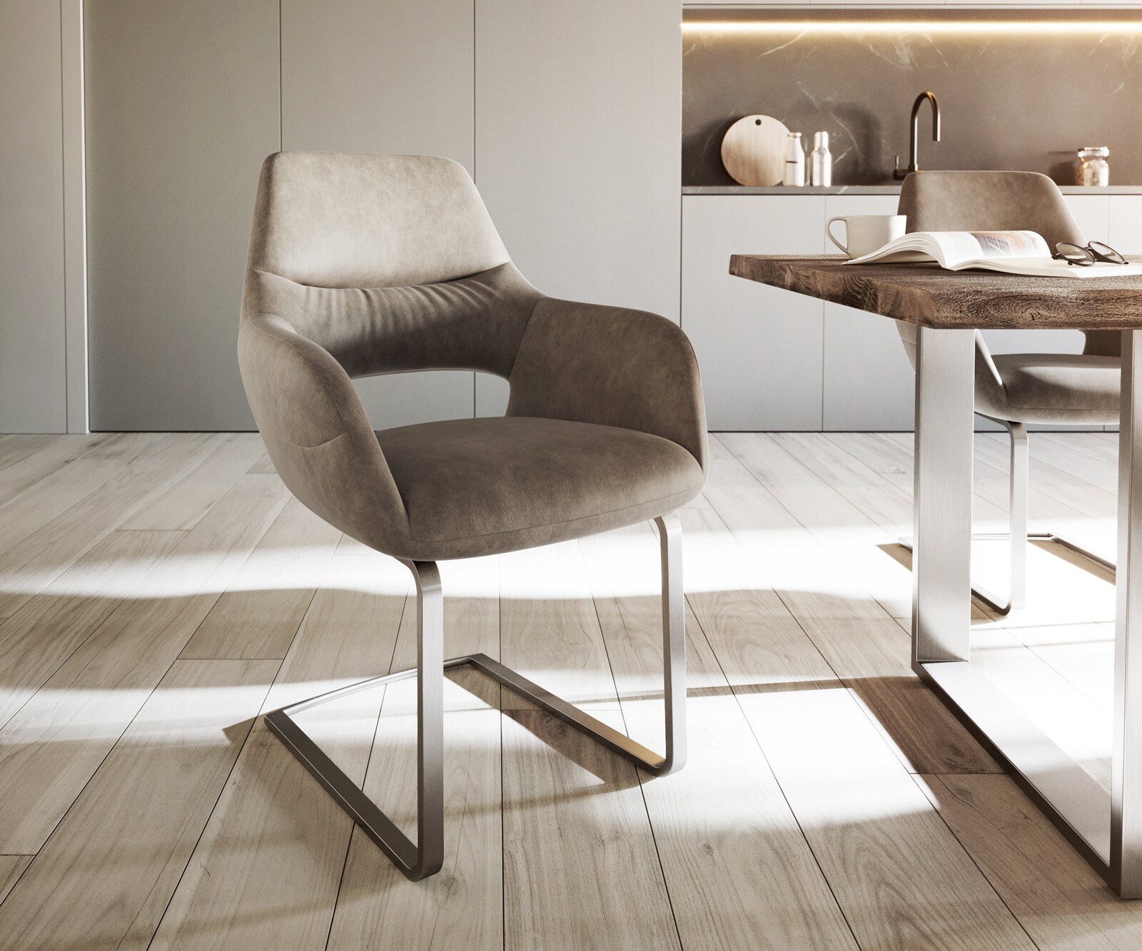 Cantilever Yago-Flex avec accoudoirs microvelours taupe vintage pied cantilever plat acier inoxydable brossé ressorts ensachés