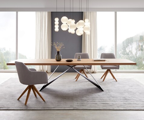 Table à manger Edge 300x100 chêne nature cadre en V acier plat noir