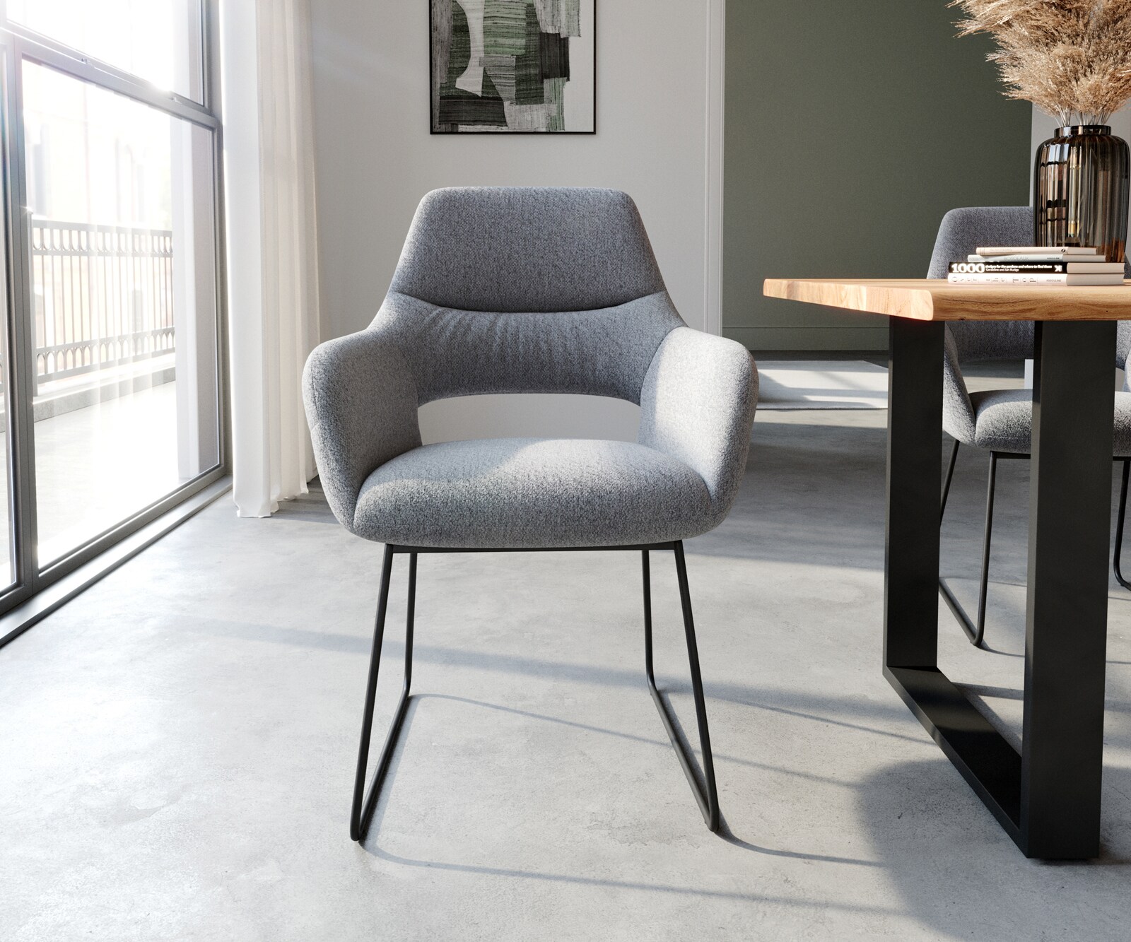 Chaise-de-salle-à-manger Yago-Flex avec accoudoirs tissu texturé gris clair pied trapèze noir ressorts ensachés 1 Chaise-de-salle-à-manger Yago-Flex avec accoudoirs tissu texturé gris clair pied trapèze noir ressorts ensachés 1