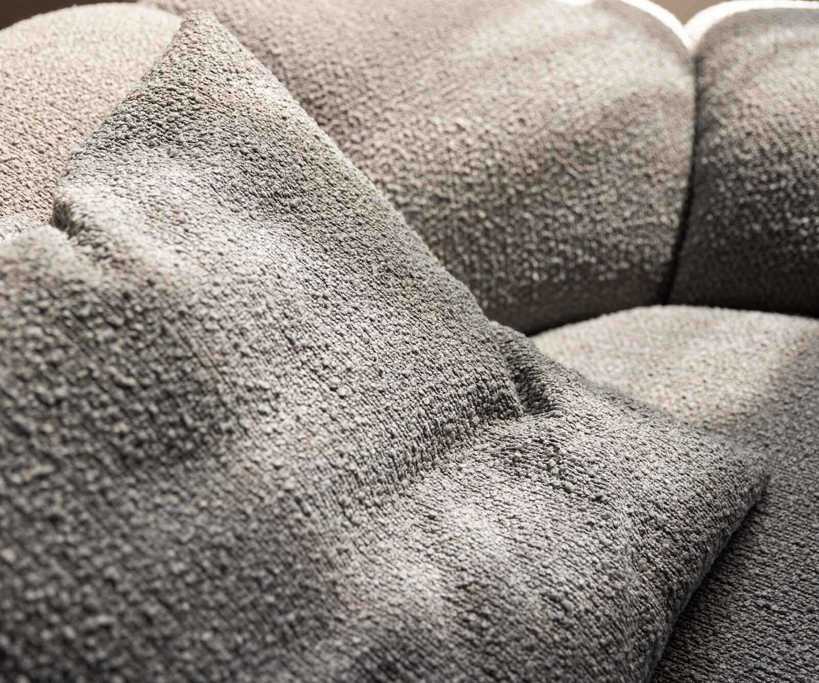 Grand canapé Lunna 360x175 cm Bouclé gris argenté 2 coussins 7