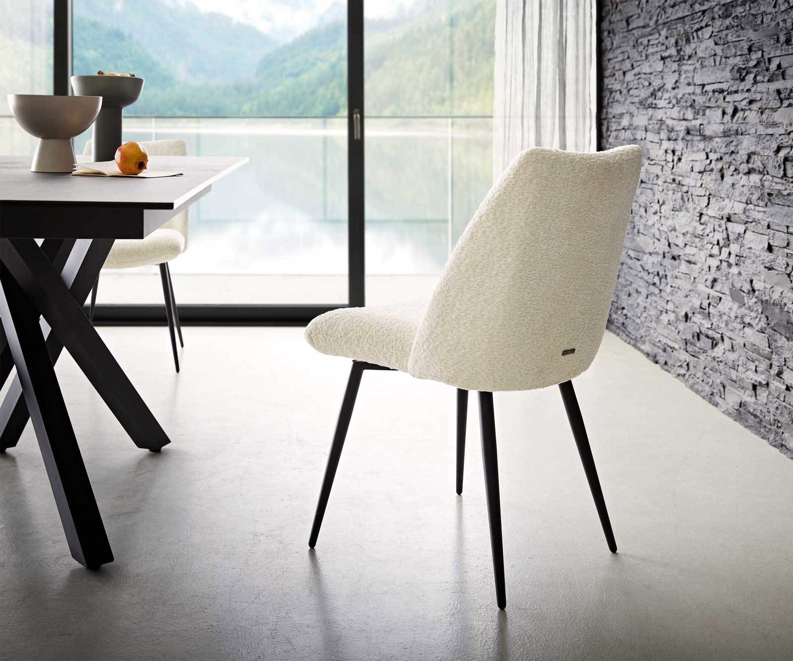 Chaise-de-salle-à-manger Elso-Flex bouclé blanc 4 pieds coniques noir ressorts ensachés 4 Chaise-de-salle-à-manger Elso-Flex bouclé blanc 4 pieds coniques noir ressorts ensachés 4