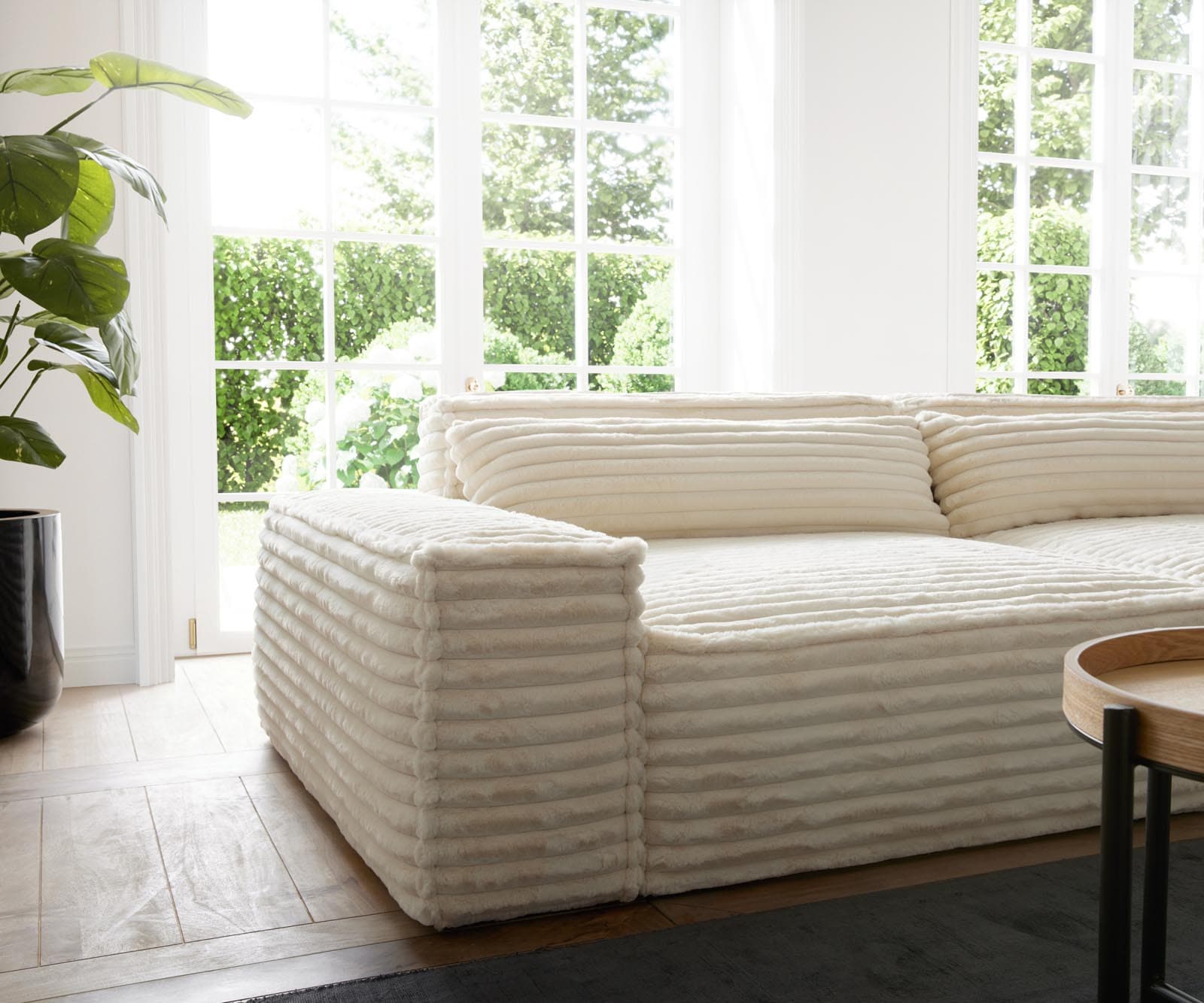Grand Canapé Sirpio XL 270x130 cm velours côtelé beige avec pouf 4 Grand Canapé Sirpio XL 270x130 cm velours côtelé beige avec pouf 4