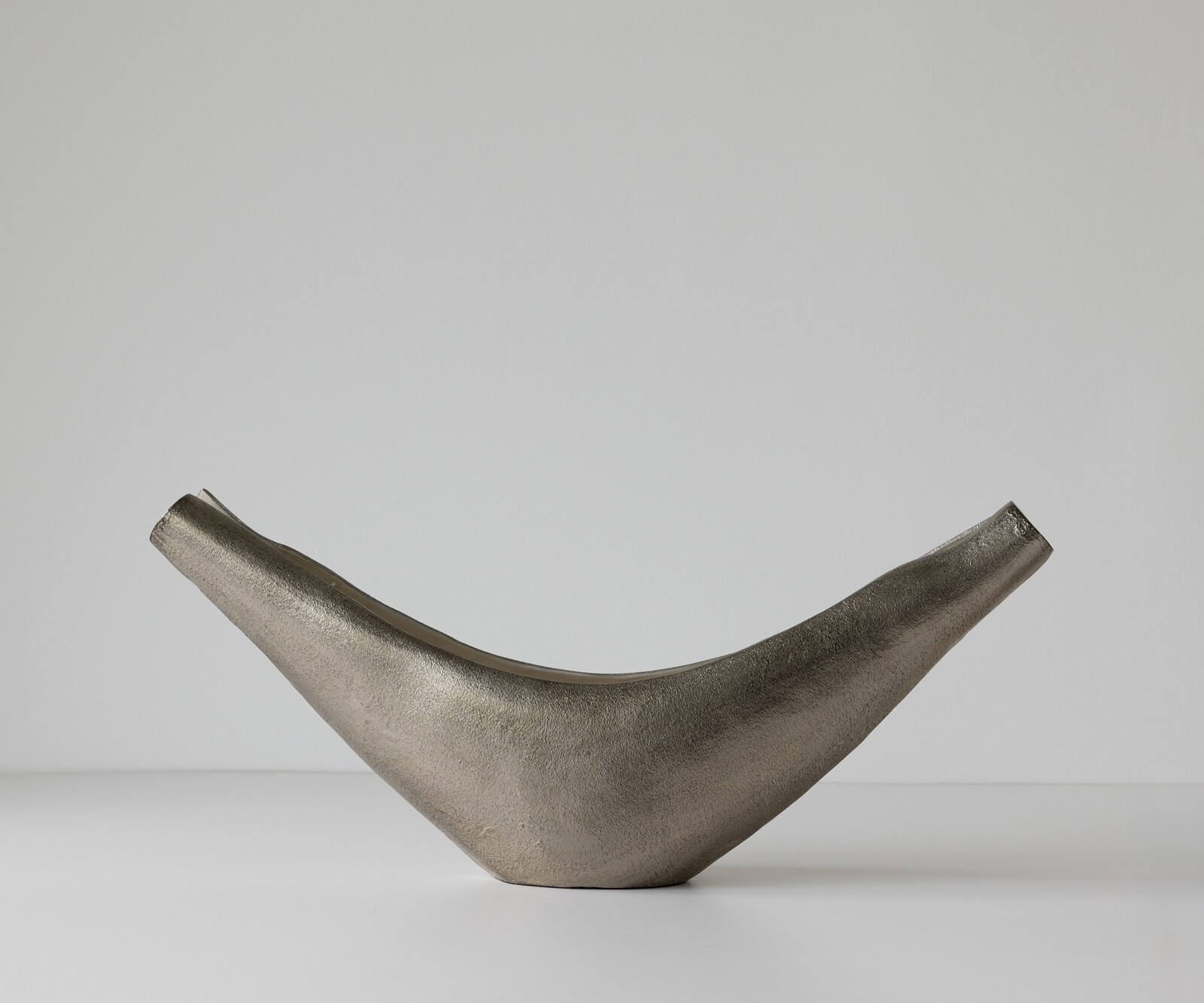 Sculpture Navira l77 x P17 x H31 cm Aluminium Platin Opal Faite main 1