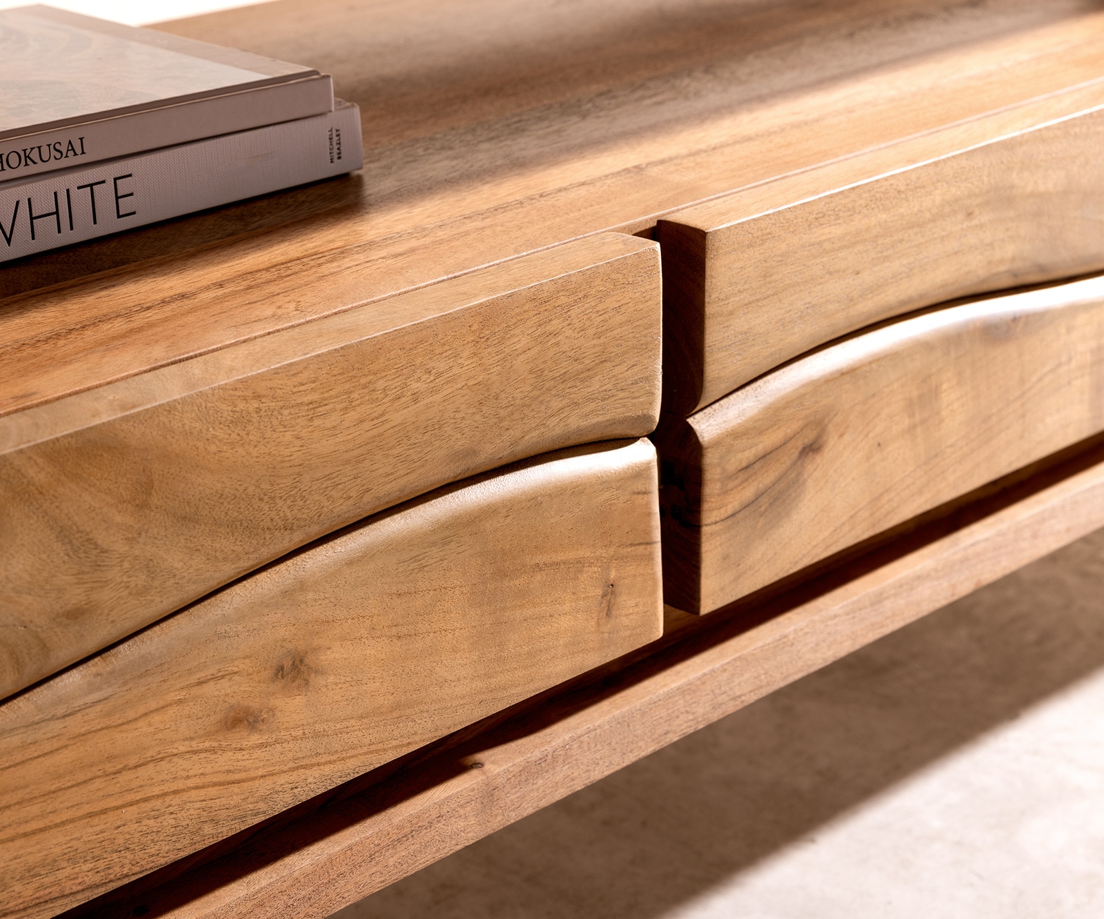 Meuble-TV Live-Edge 146 cm acacia nature 3 tiroirs 1 compartiment 4 Meuble-TV Live-Edge 146 cm acacia nature 3 tiroirs 1 compartiment 4