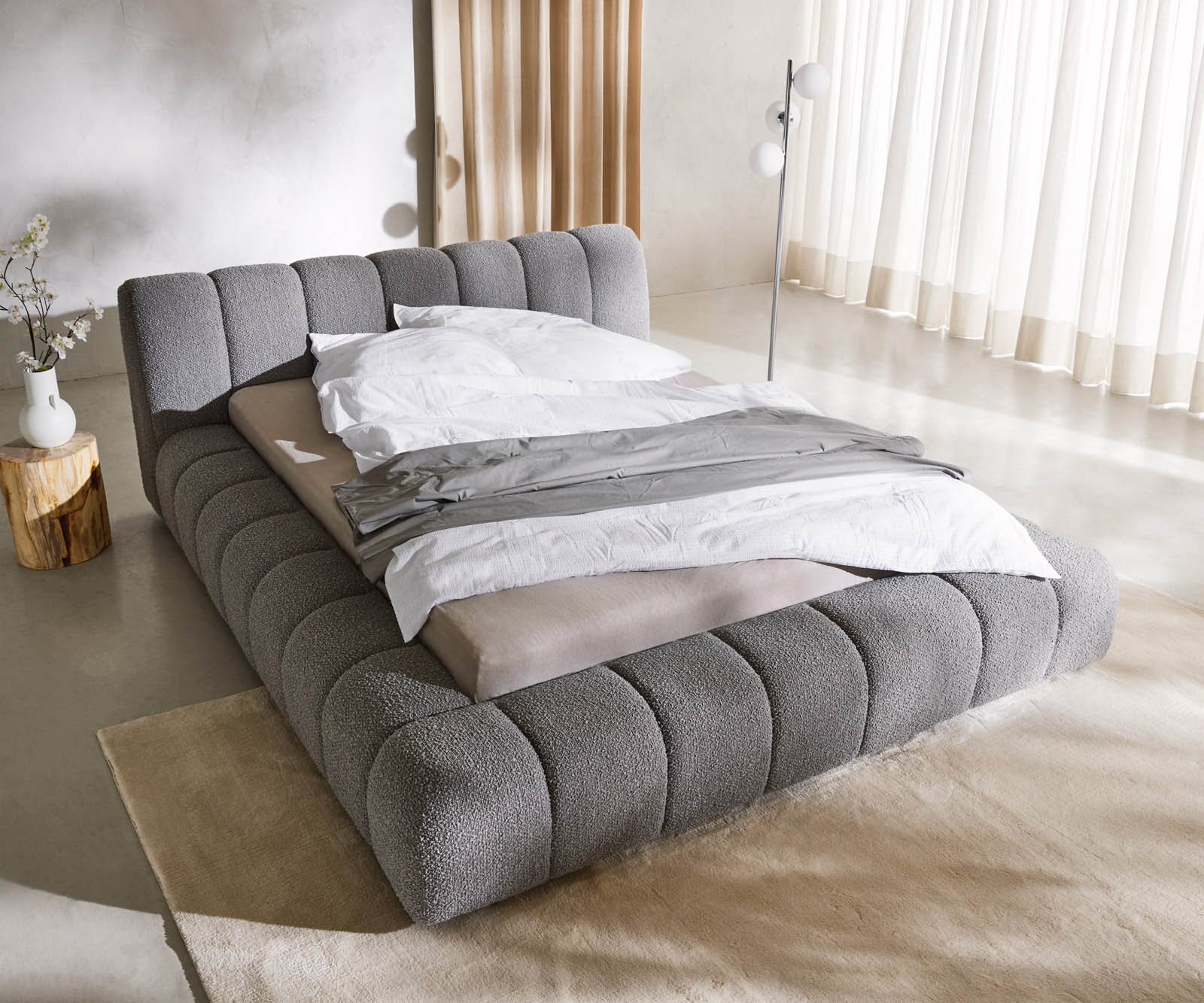 Cadre-de-lit-rembourré Cutio 140x200 cm Bouclé gris argenté 1
