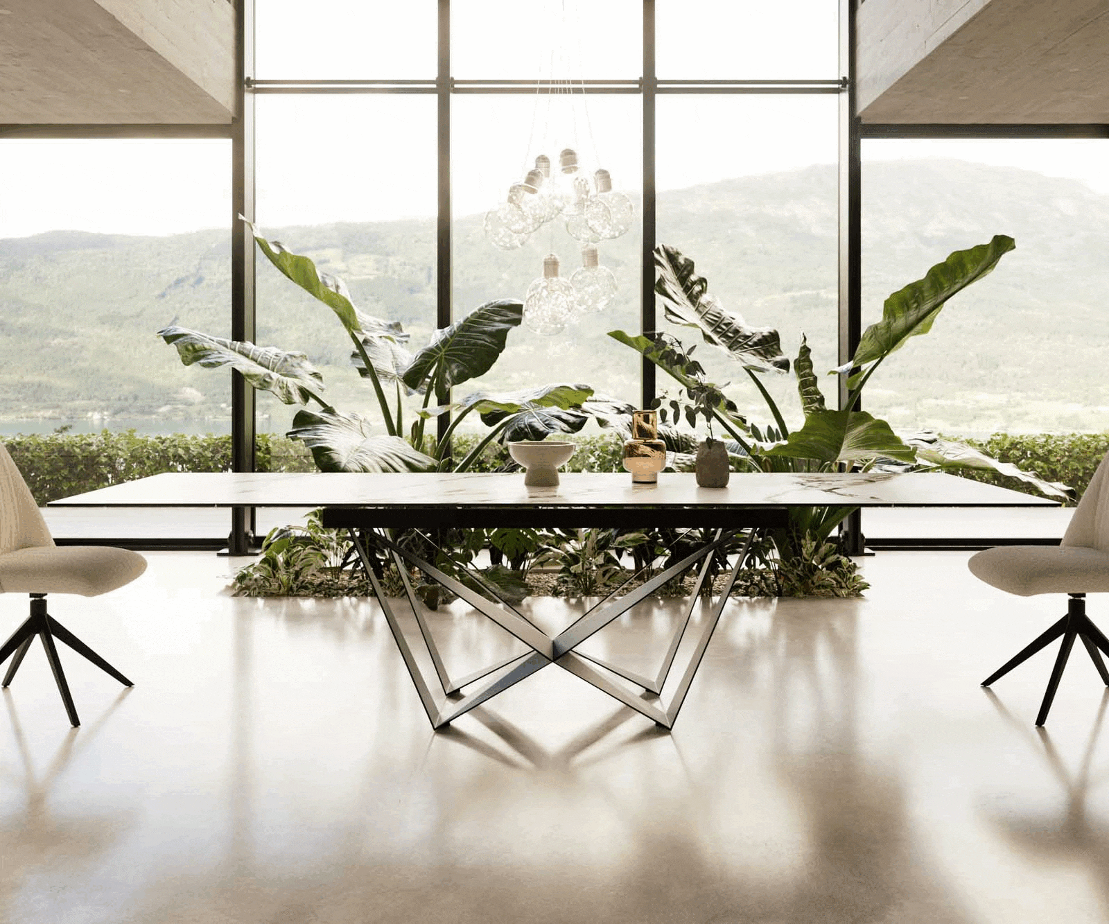 Table à manger Edge 200-300x100 céramique Calacatta Luxe blanc-doré-gris Spider acier plat noir extensible 1 Table à manger Edge 200-300x100 céramique Calacatta Luxe blanc-doré-gris Spider acier plat noir extensible 1