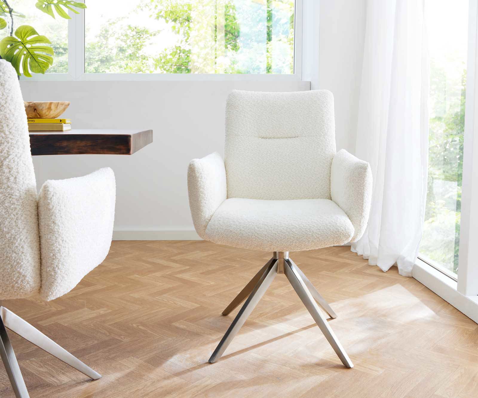 Chaise-pivotante Jova-Flex avec accoudoirs bouclé blanc pied croisé large acier inoxydable brossé pivotement sur 360° ressorts ensachés 1 Chaise-pivotante Jova-Flex avec accoudoirs bouclé blanc pied croisé large acier inoxydable brossé pivotement sur 360° ressorts ensachés 1