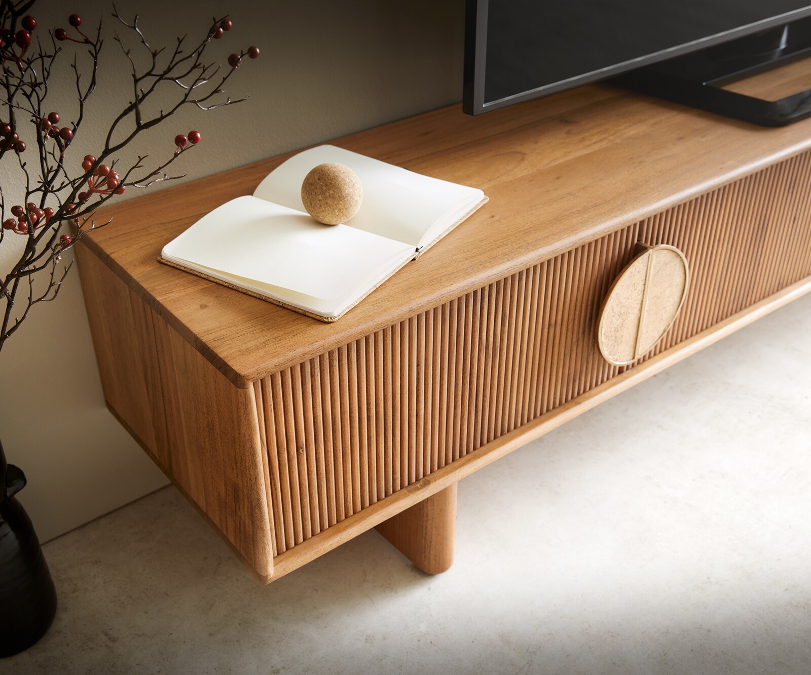 Meuble-TV Surimu 200 cm acacia brun clair 4 portes poignée en liège pieds en bois 6 Meuble-TV Surimu 200 cm acacia brun clair 4 portes poignée en liège pieds en bois 6