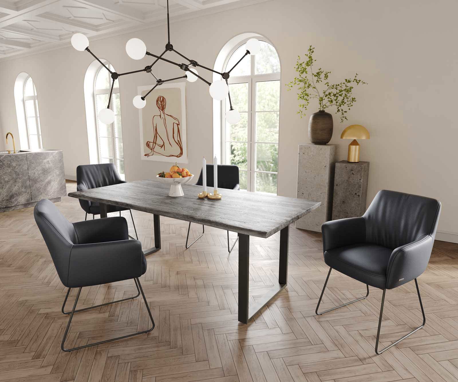 Chaise-de-salle-à-manger Xana-Flex avec accoudoirs cuir de vache noir pied trapèze noir ressorts ensachés 4
