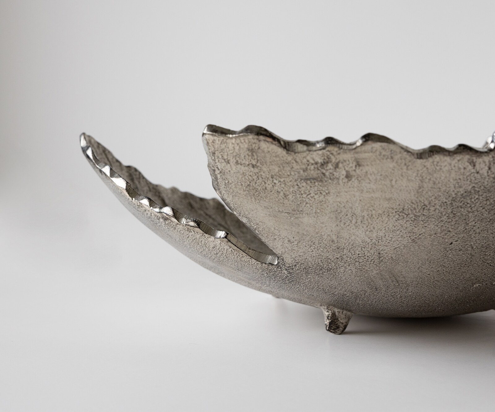 Coupe décorative Folia l41 x P38 x H12 cm Aluminium Platin Faite main 4
