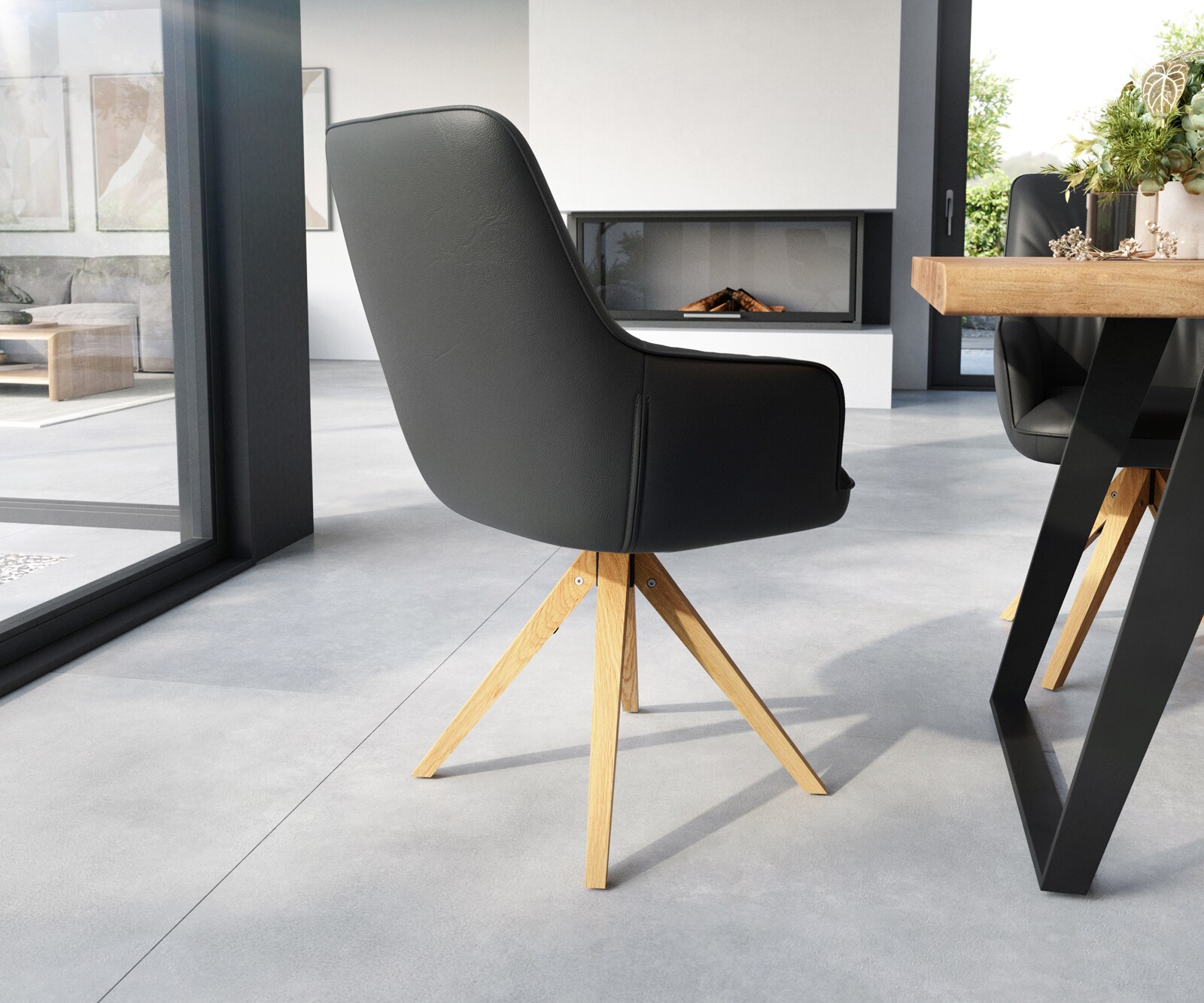 Chaise-de-salle-à-manger Zelia-Flex avec accoudoirs cuir de vache noir pied en bois angulaire naturel ressorts ensachés 4