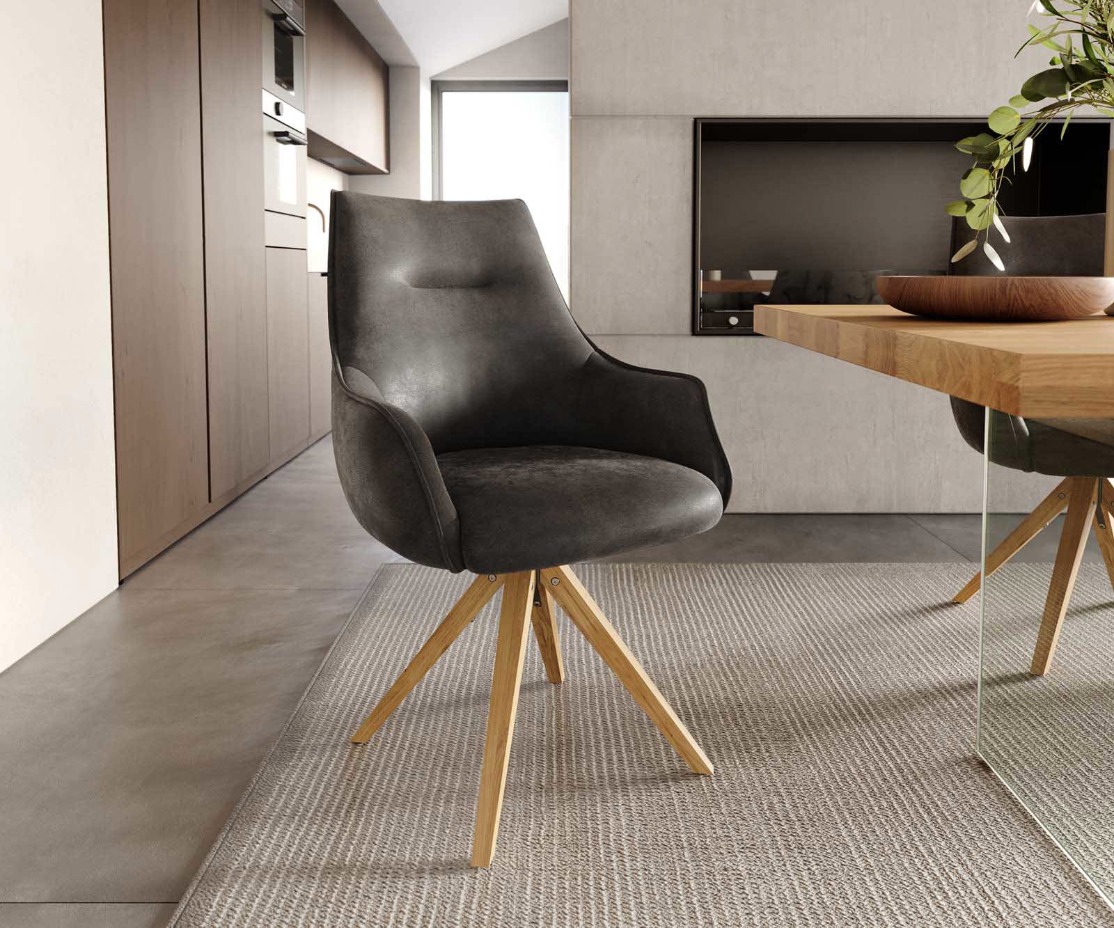 Chaise-pivotante Alja-Flex avec accoudoirs microvelours anthracite vintage pied en bois angulaire naturel pivotement sur 180° ressorts ensachés