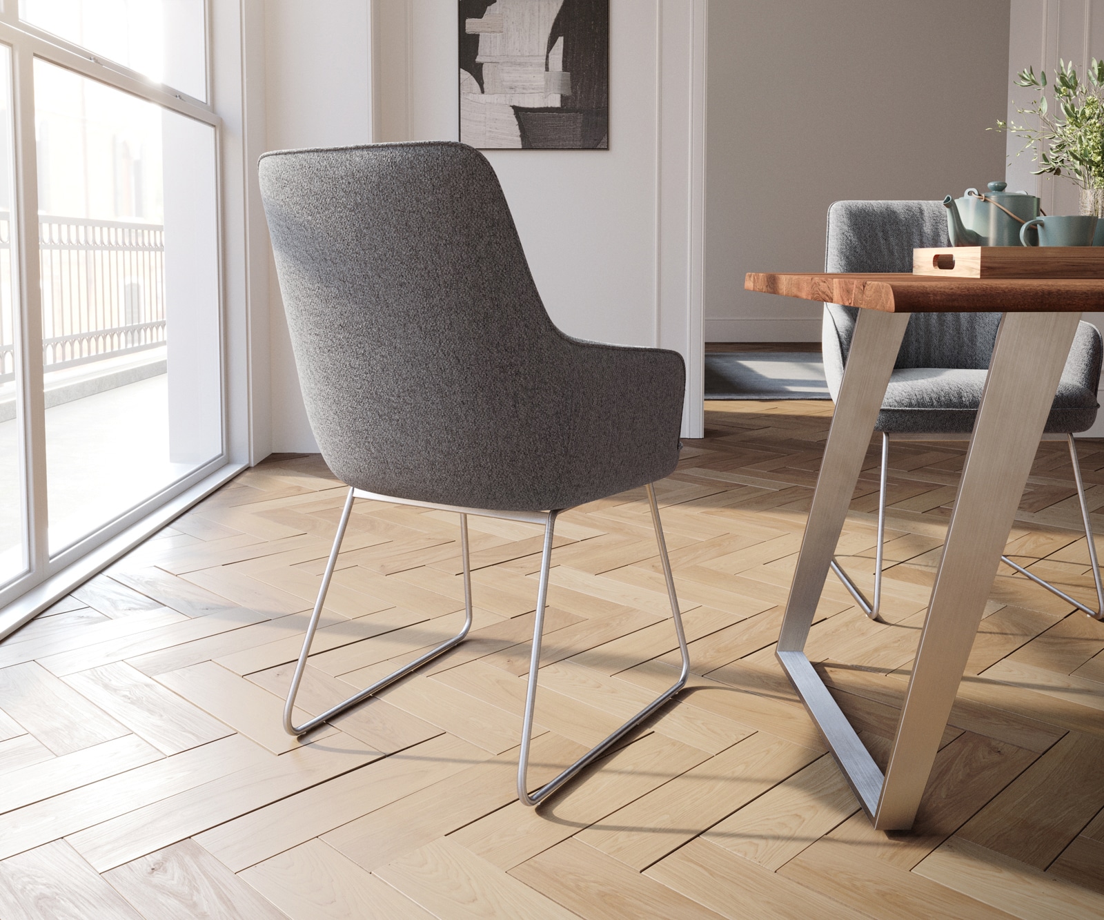 Chaise-de-salle-à-manger Zelia-Flex avec accoudoirs tissu texturé gris clair pied trapèze acier inoxydable brossé ressorts ensachés 4 Chaise-de-salle-à-manger Zelia-Flex avec accoudoirs tissu texturé gris clair pied trapèze acier inoxydable brossé ressorts ensachés 4