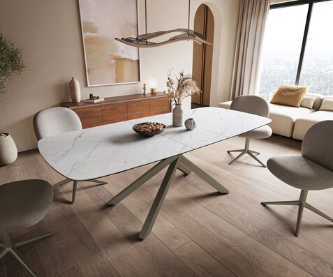Table à manger Edge Boot 180-220x100 cm Céramique Laminam® Statuarietto Blanc piètement en croix Rectangle Finition effet Titan extensible