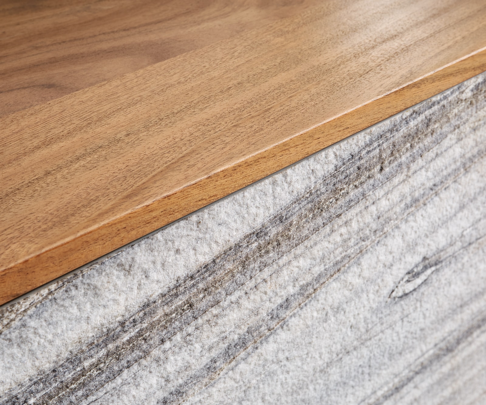 Meuble TV Kleo 200 cm acacia naturel 4 portes pieds en V inox 2 Meuble TV Kleo 200 cm acacia naturel 4 portes pieds en V inox 2