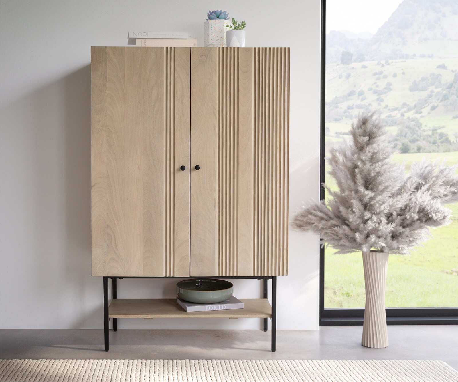 Buffet-hautNestos 90x140 cm Manguier White Wash Métal noir 2 portes