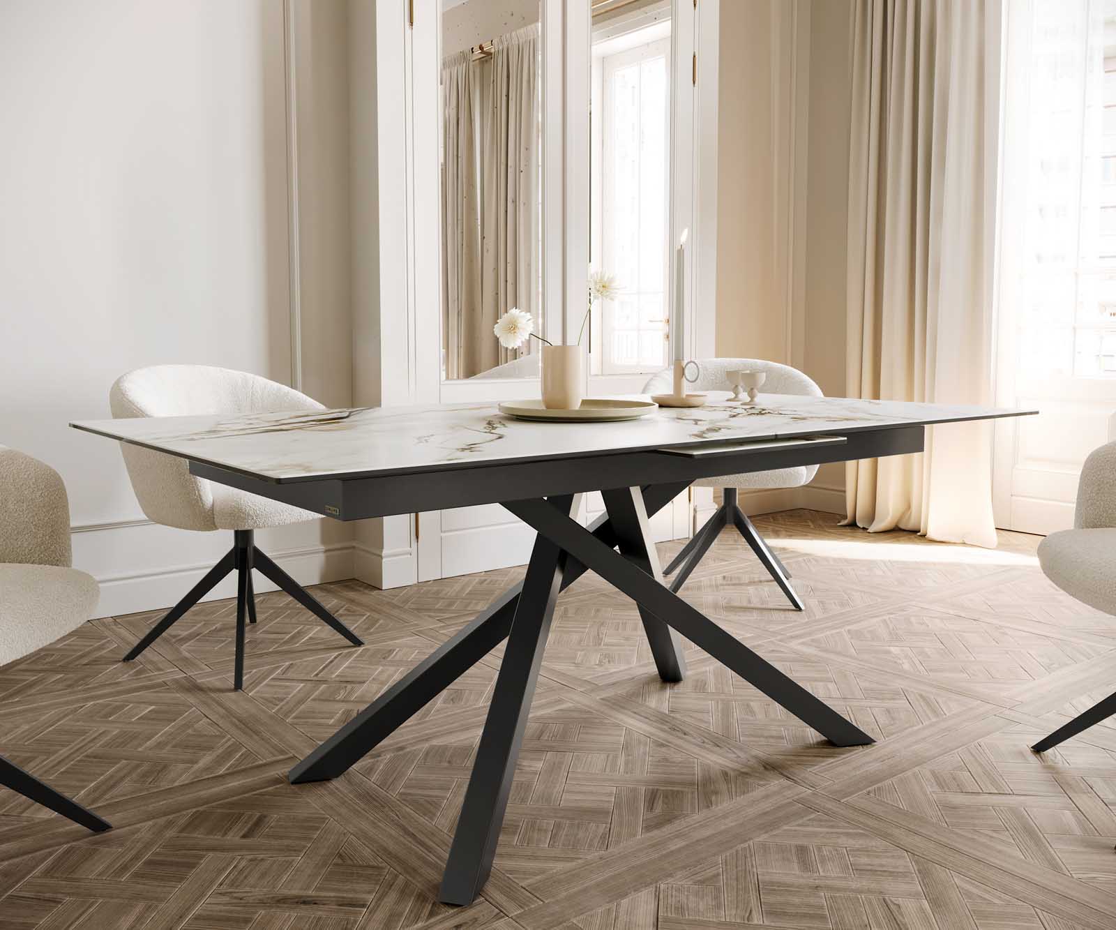 Table à manger Edge 180-220x100 céramique Calacatta Luxe blanc-doré-gris cadre croisé rectangulaire noir extensible 6