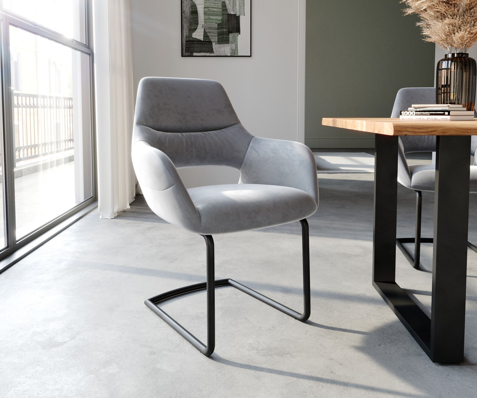 Cantilever Yago-Flex avec accoudoirs velours gris pied cantilever rond noir ressorts ensachés Cantilever Yago-Flex avec accoudoirs velours gris pied cantilever rond noir ressorts ensachés