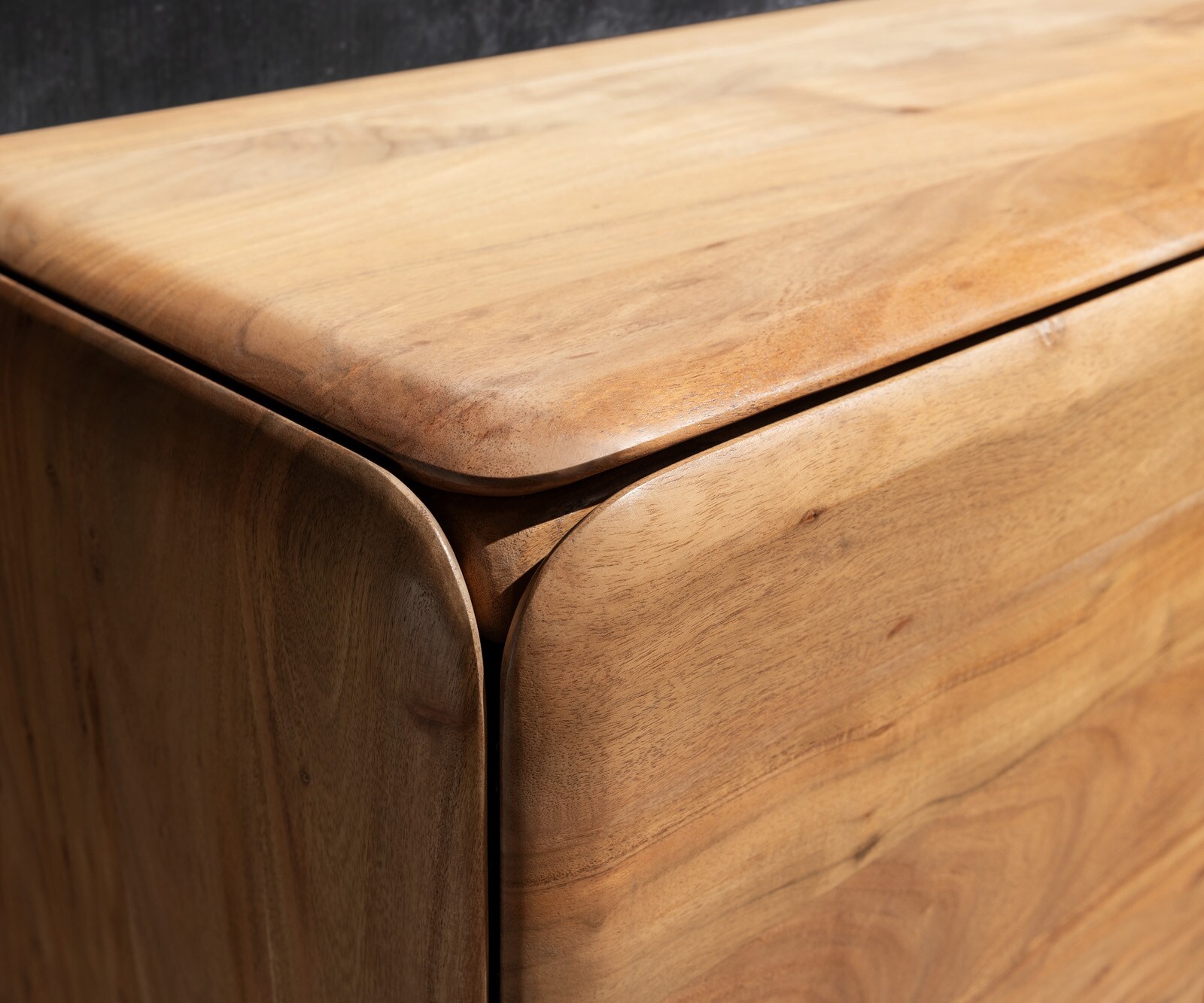 Buffet Shavani 175 cm Acacia naturel 2 portes 3 tiroirs Pieds en L Acier inoxydable argenté 4