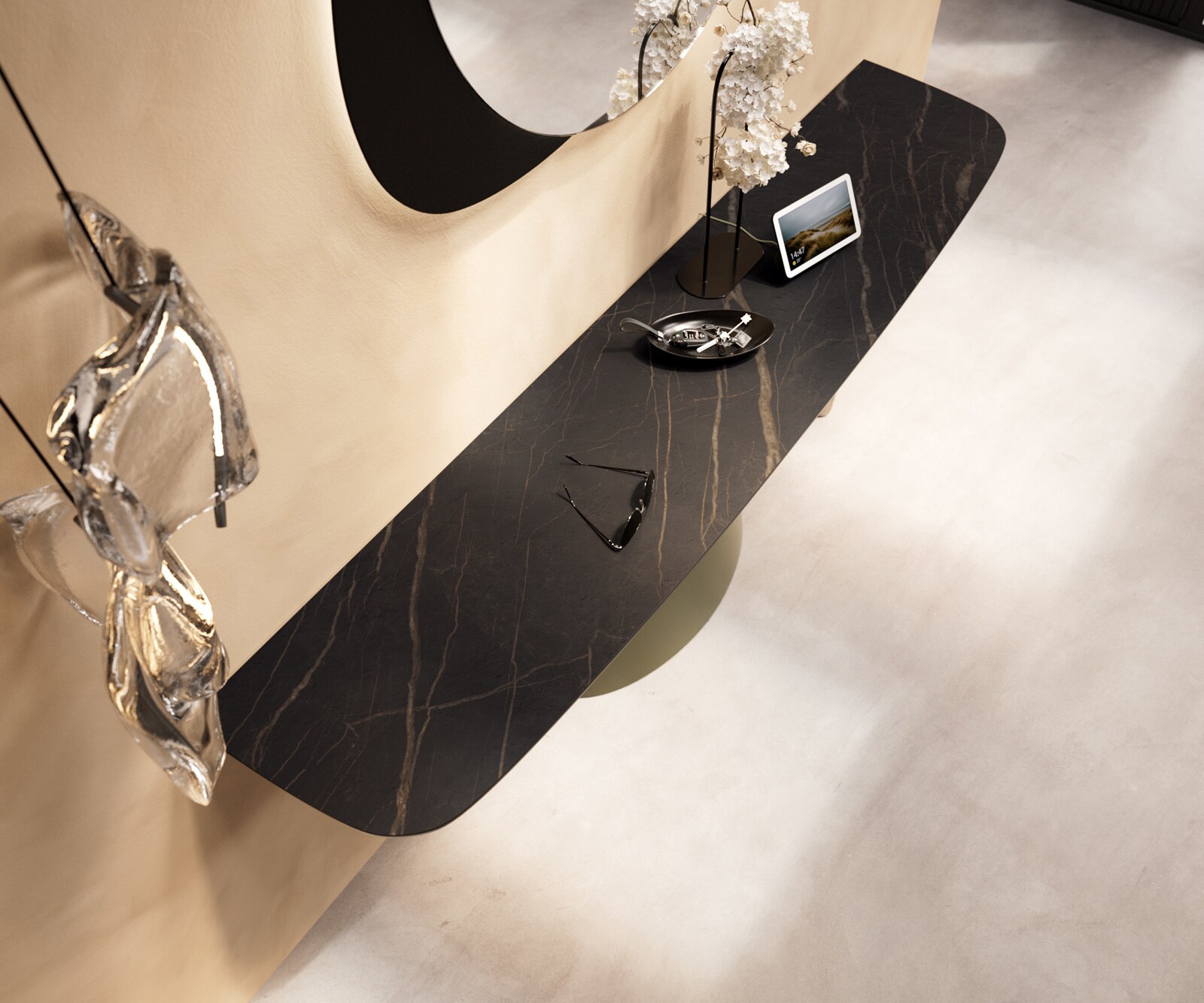 Console Edge forme bateau 180x40 cm Céramique Laminam® Noir Desir Braun Conos Métal Effektfinish Titan 4