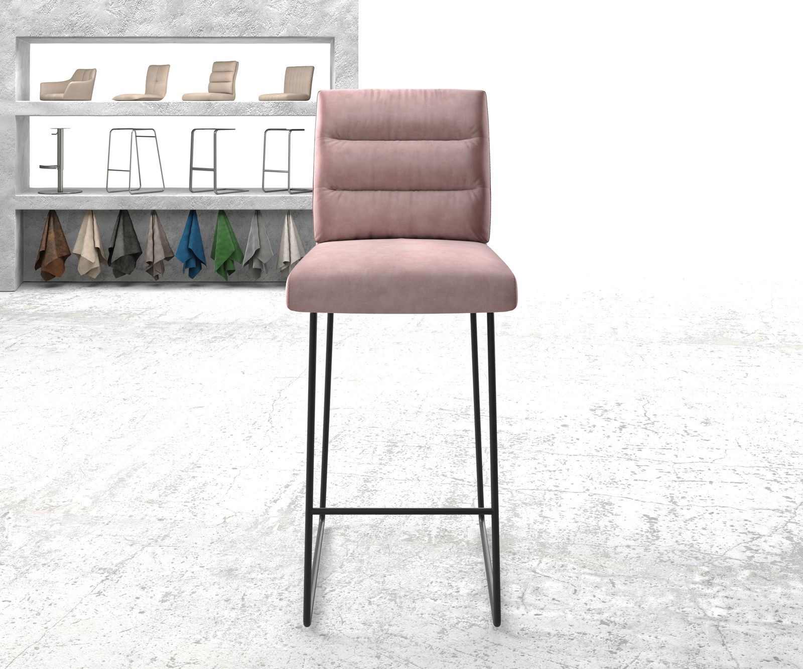 Chaise-de-bar Pela-Flex velours rosé cadre de patins métal 1