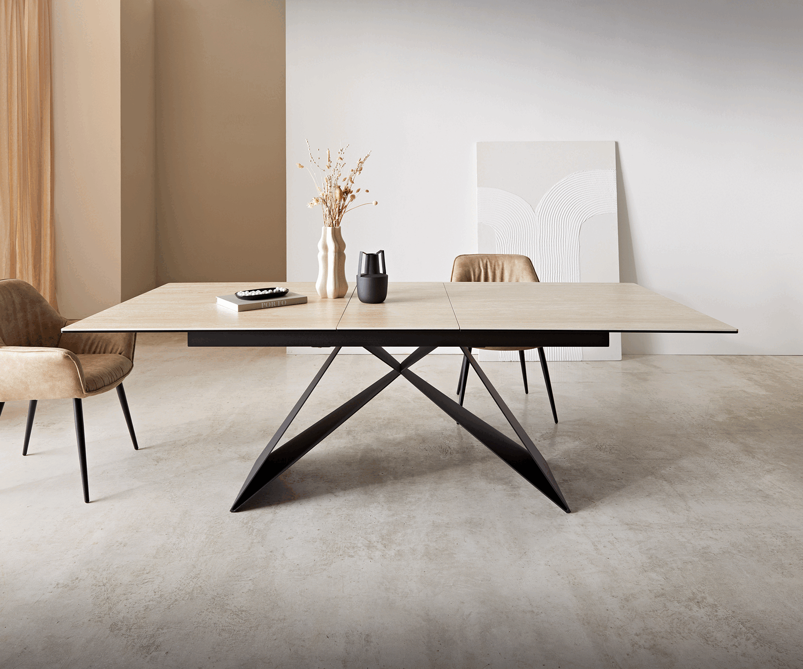 Table à manger Edge 180-220x100 céramique Travertin nature cadre en V acier plat noir extensible 1