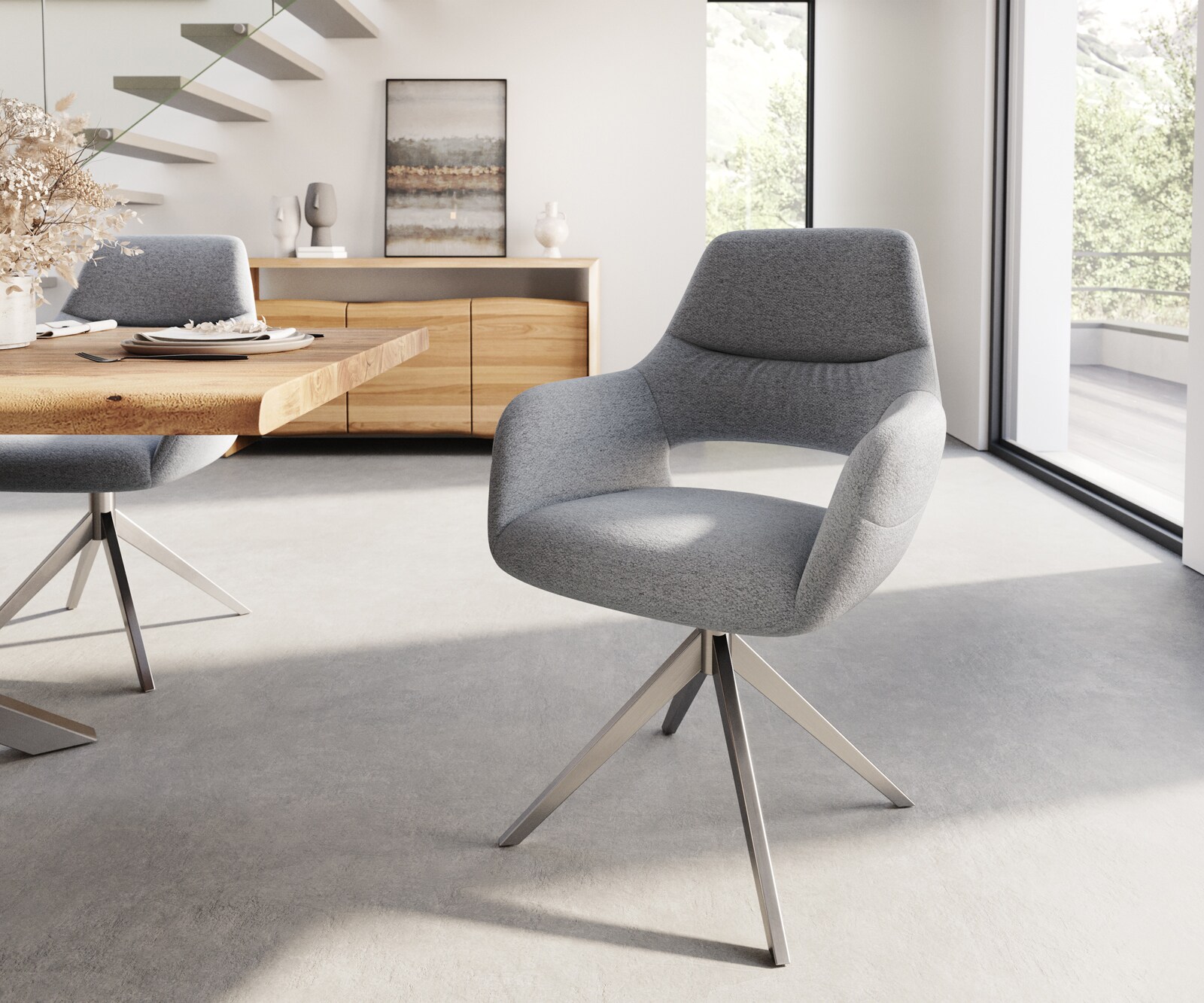 Chaise-de-salle-à-manger Yago-Flex avec accoudoirs tissu texturé gris clair pied croisé large acier inoxydable brossé ressorts ensachés