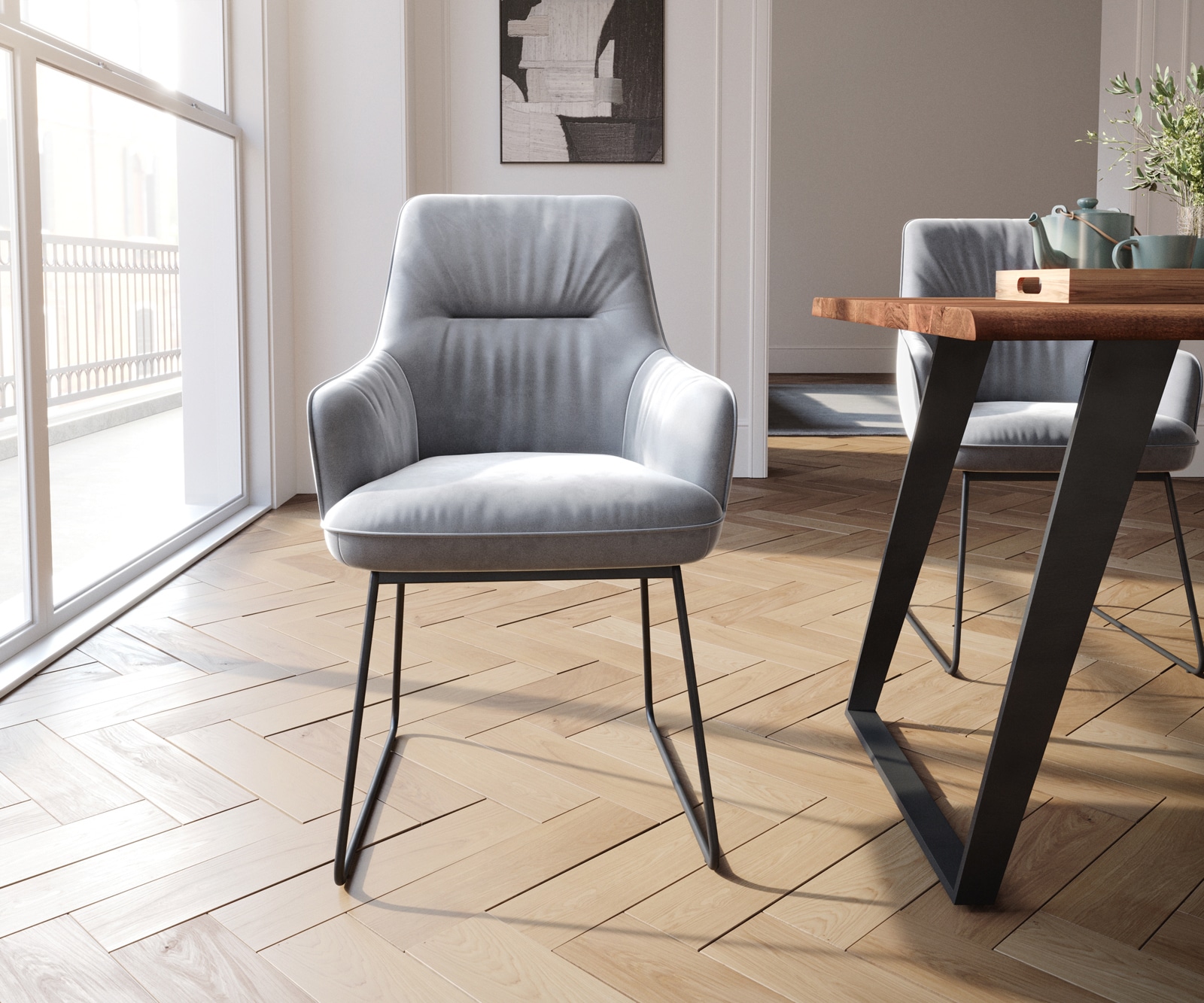 Chaise-de-salle-à-manger Zelia-Flex avec accoudoirs velours gris pied trapèze noir ressorts ensachés 1 Chaise-de-salle-à-manger Zelia-Flex avec accoudoirs velours gris pied trapèze noir ressorts ensachés 1