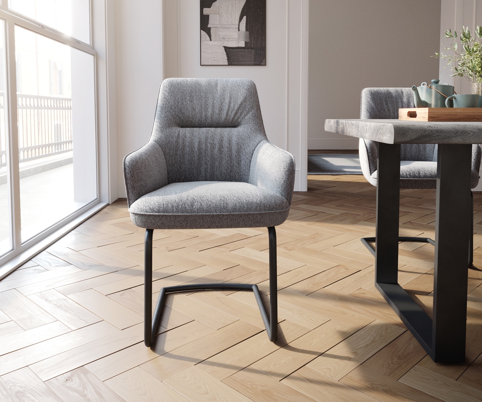 Cantilever Zelia-Flex avec accoudoirs tissu texturé gris clair pied cantilever rond noir ressorts ensachés 1 Cantilever Zelia-Flex avec accoudoirs tissu texturé gris clair pied cantilever rond noir ressorts ensachés 1
