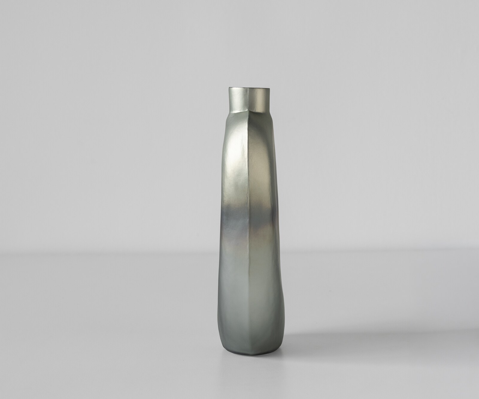 Vase Mireva l17 x P9 x H33 cm Verre Aurora Soufflé à la bouche 4